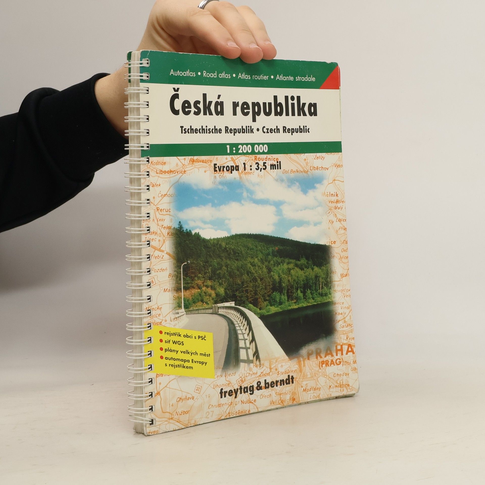 Kolektiv autorů Česká republika. Autoatlas 1 : 200 000
