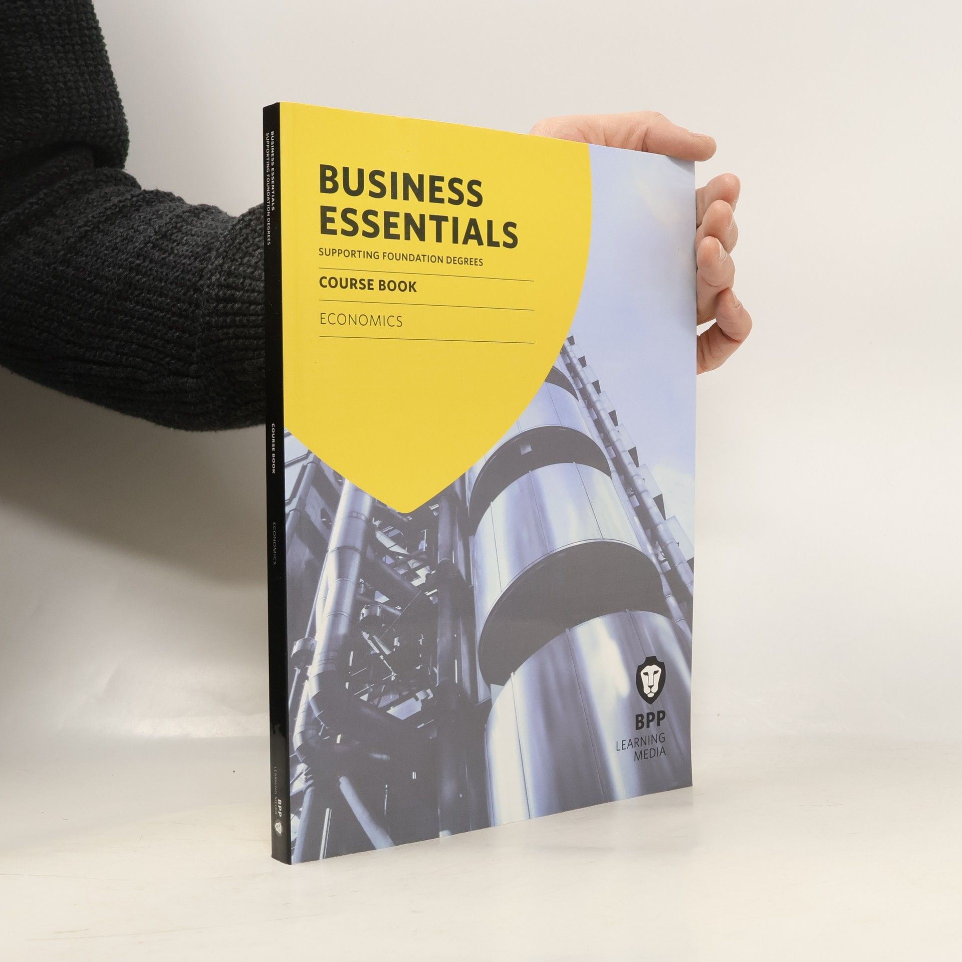 Autorenkollektiv Business Essentials Economics