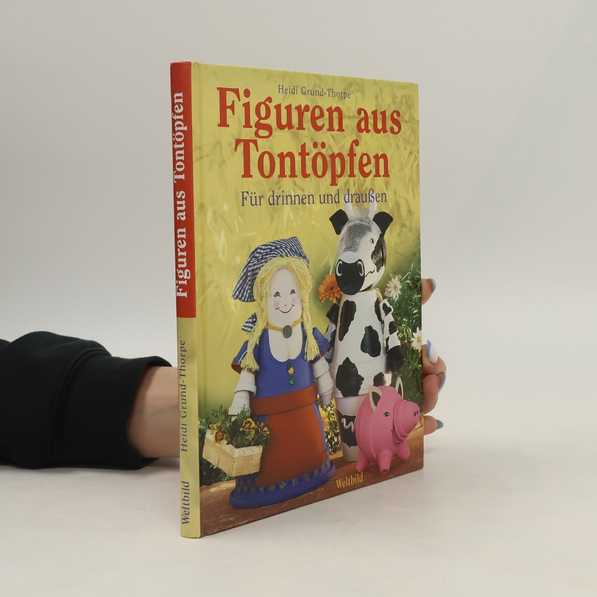 Heidi Grund Thorpe Figuren aus Tontöpfen
