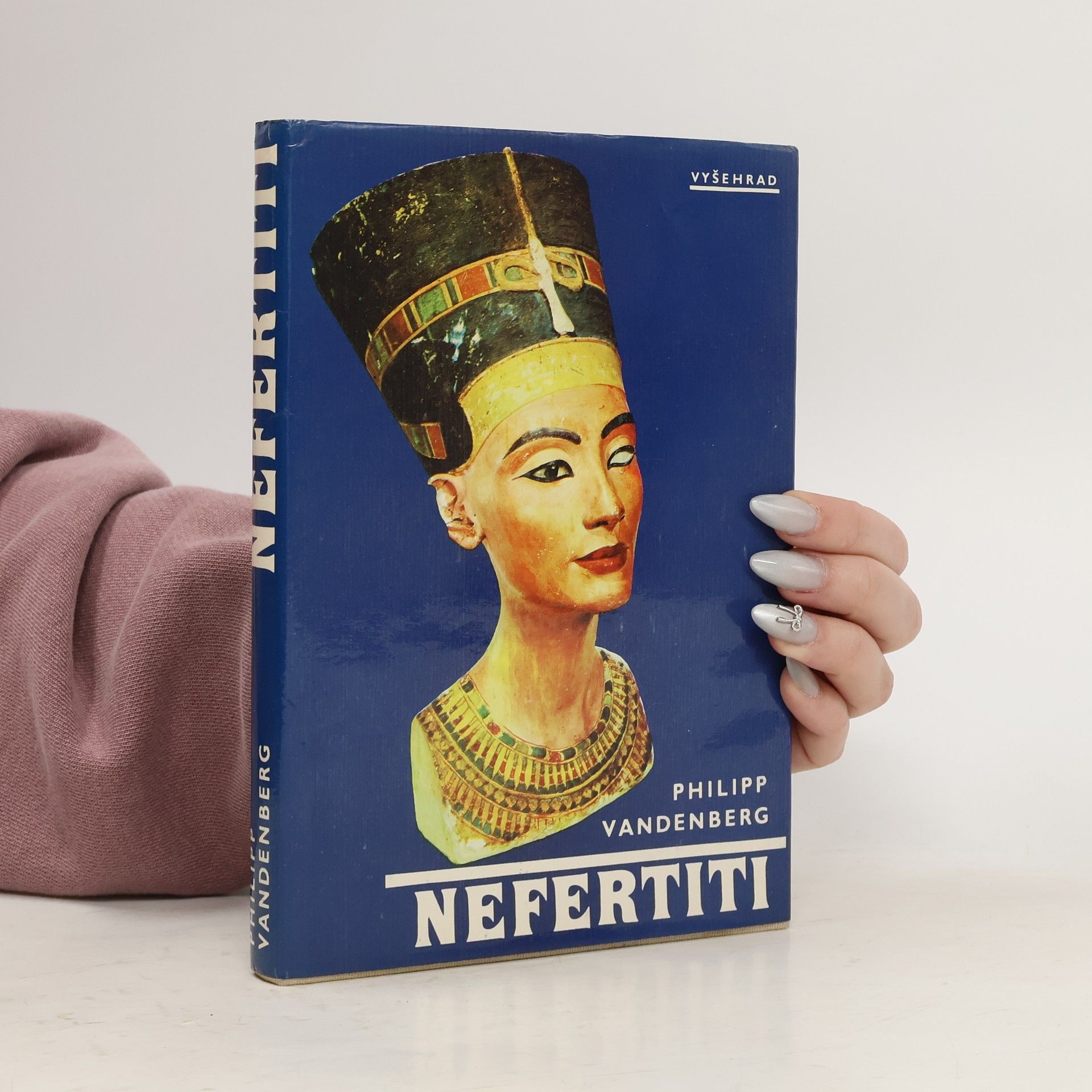 Philipp Vandenberg Nefertiti