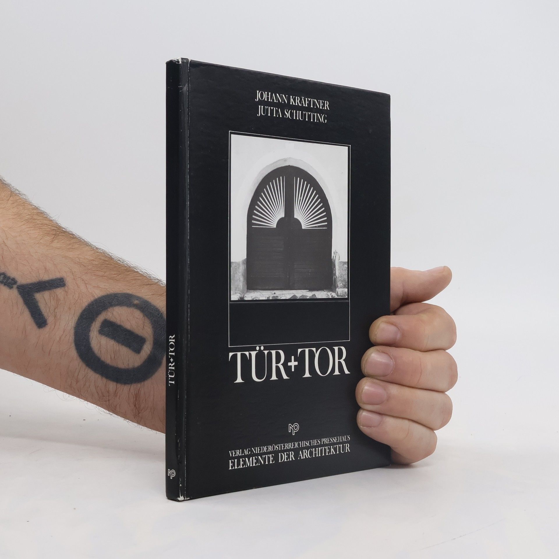 Elemente der Architektur: Tür + Tor