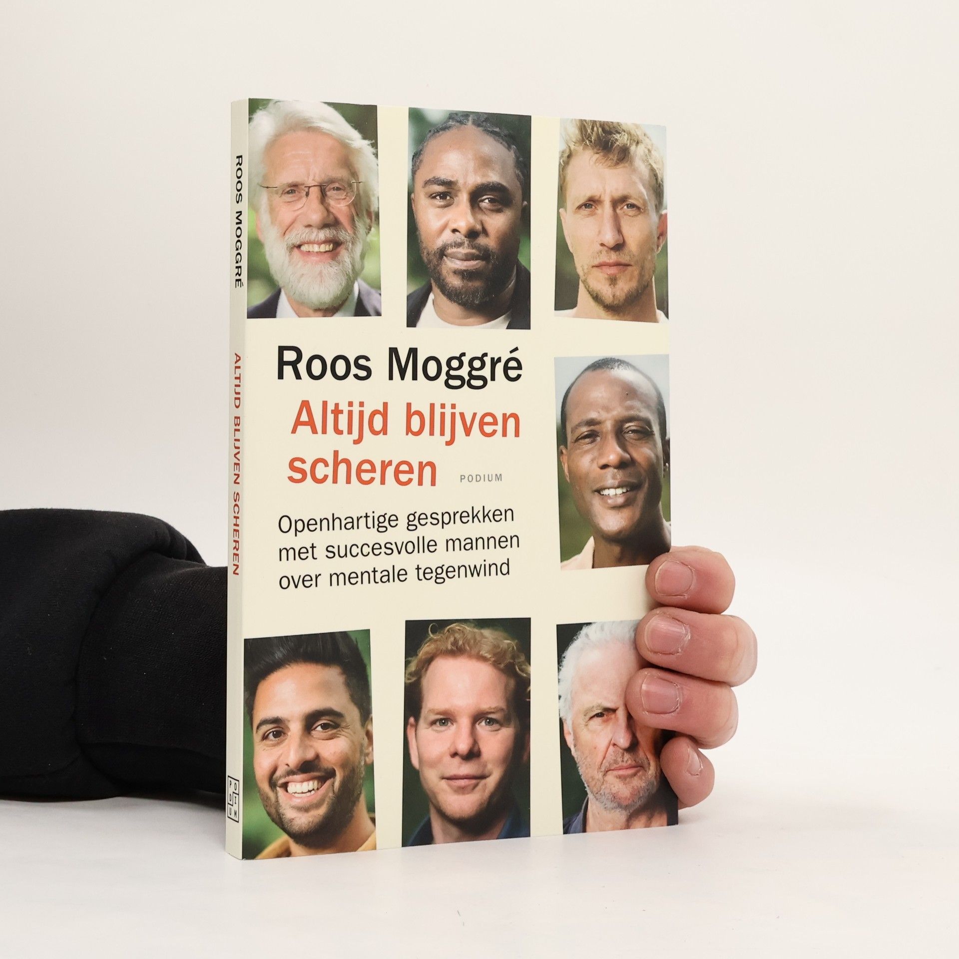 Roos Moggré Altijd blijven scheren