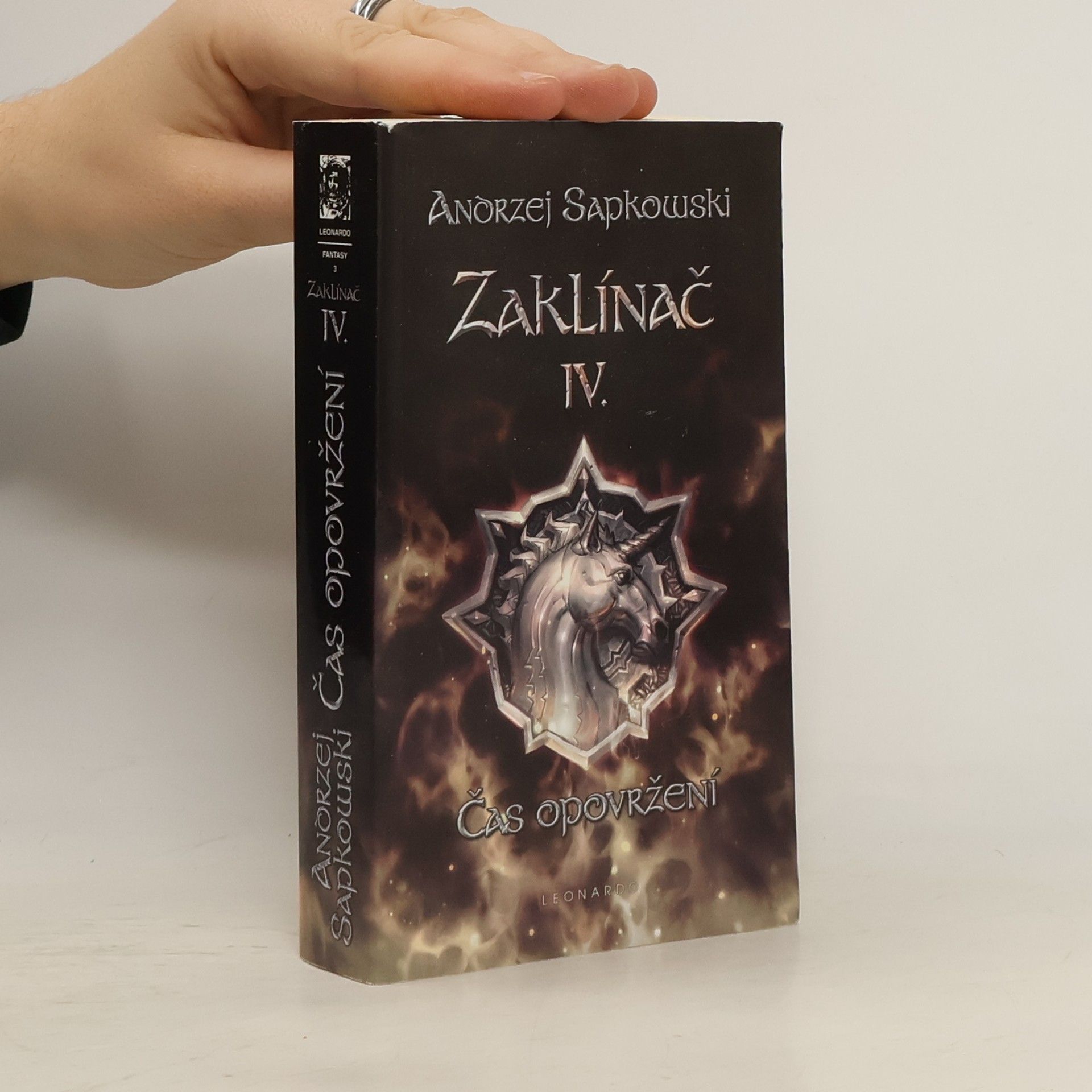 Andrzej Sapkowski Zaklínač IV. Čas opovržení