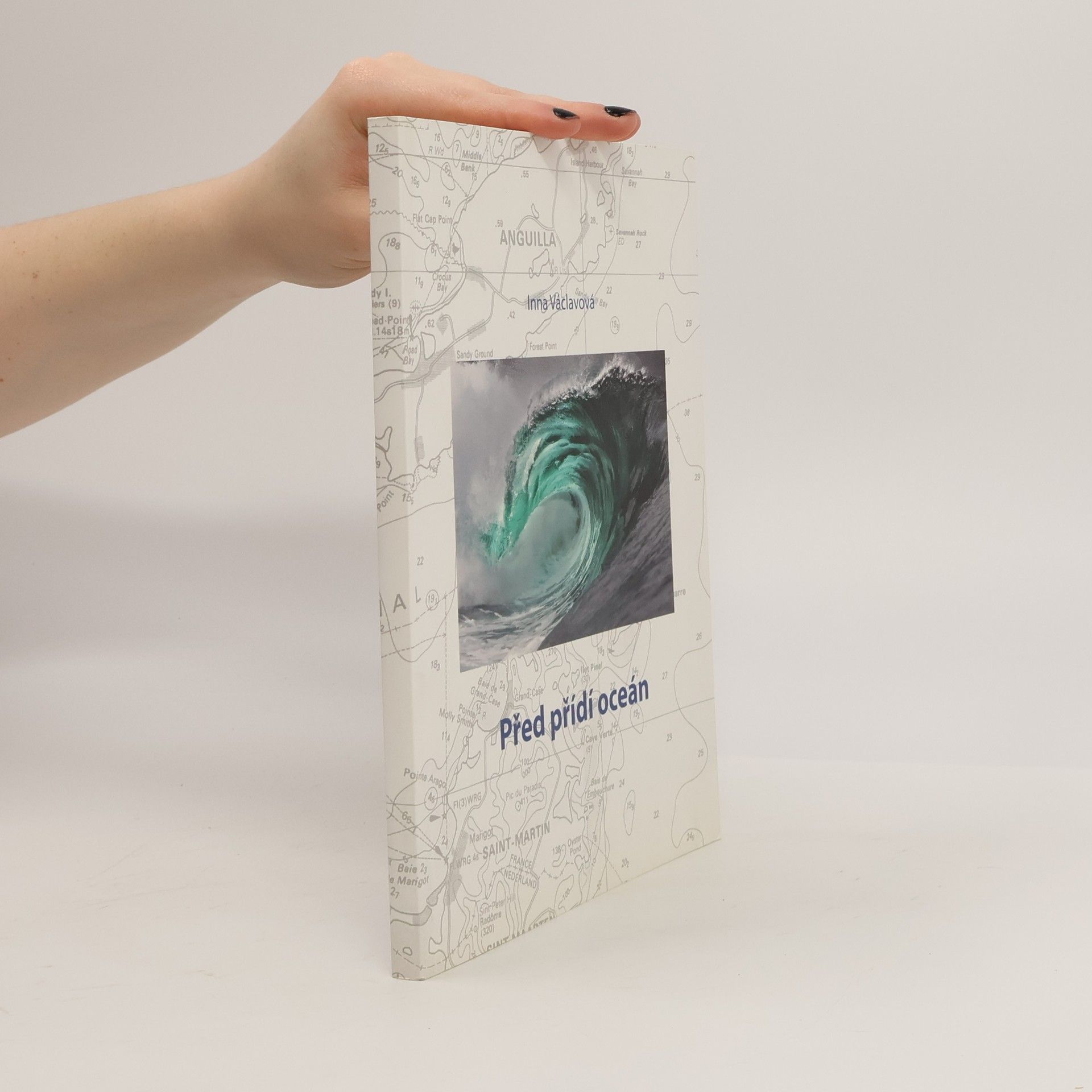 Inna Václavová Před přidí oceán