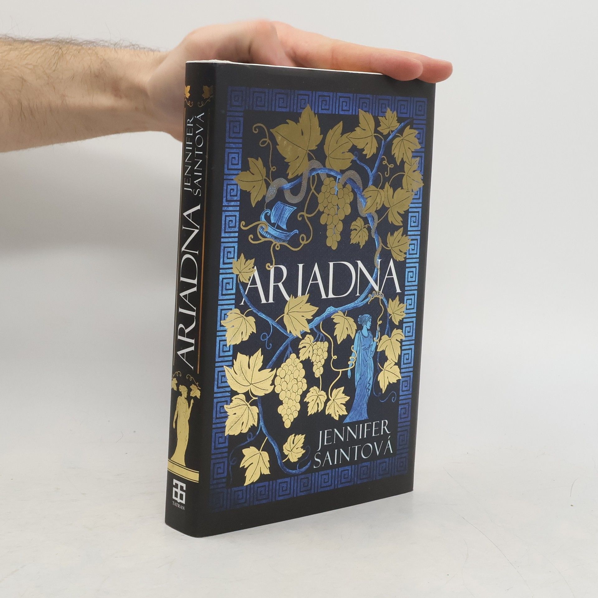 Jennifer Saint Ariadna