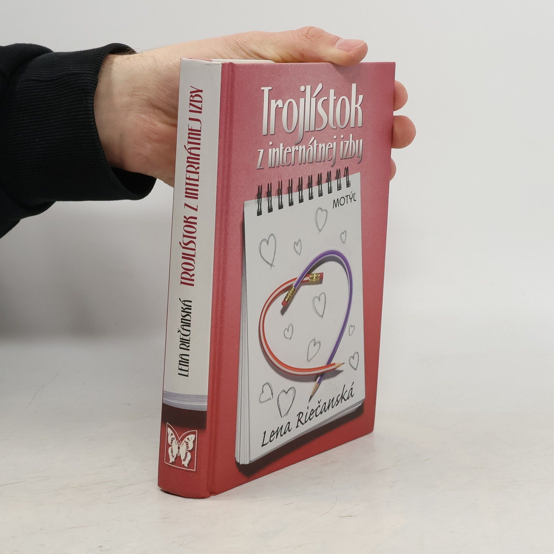 Lena Riečanská Trojlístok z internátnej izby