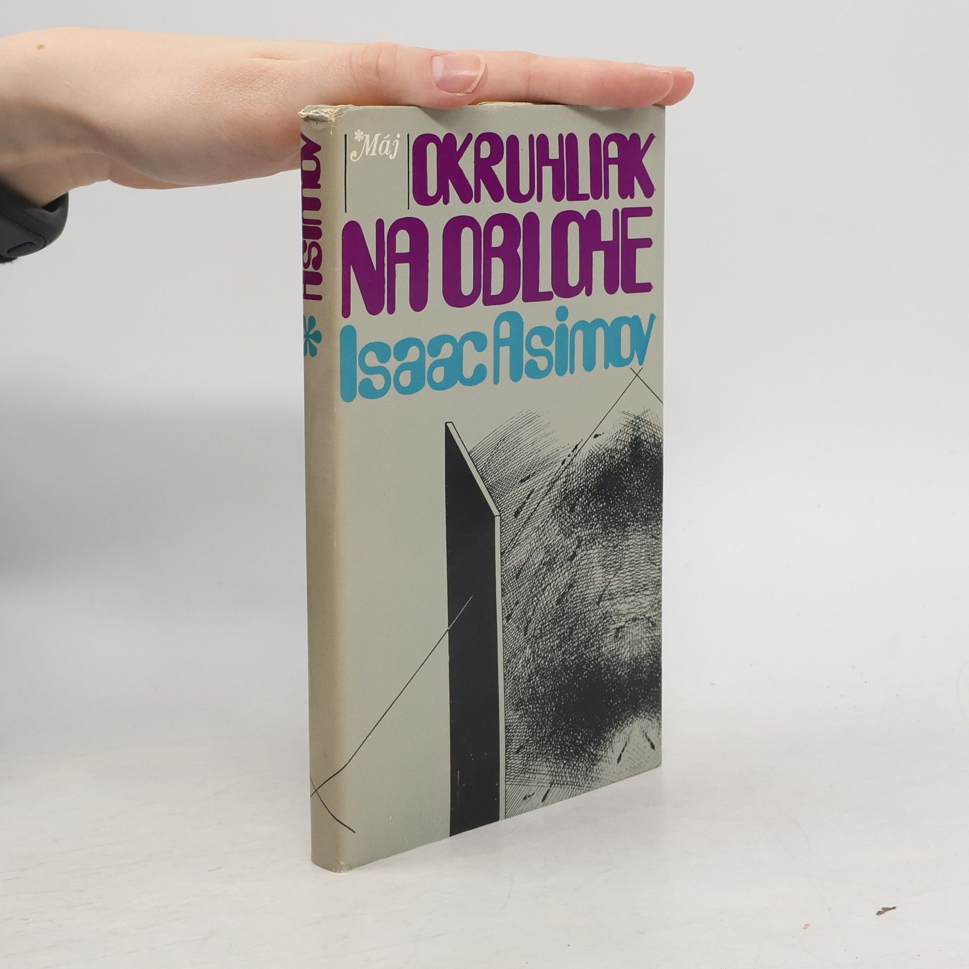 Isaac Asimov Okruhliak na oblohe