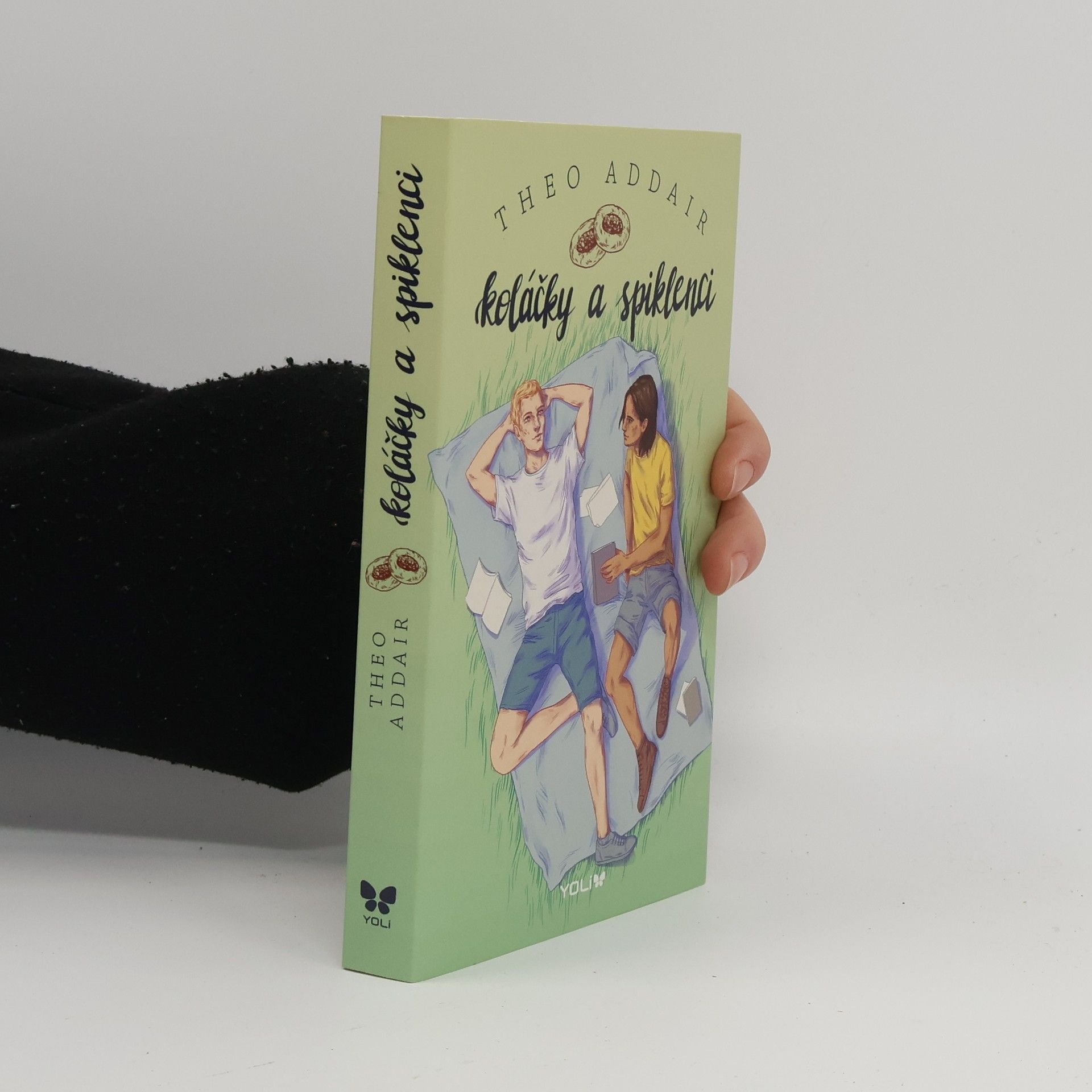 Theo Addair Koláčky a spiklenci