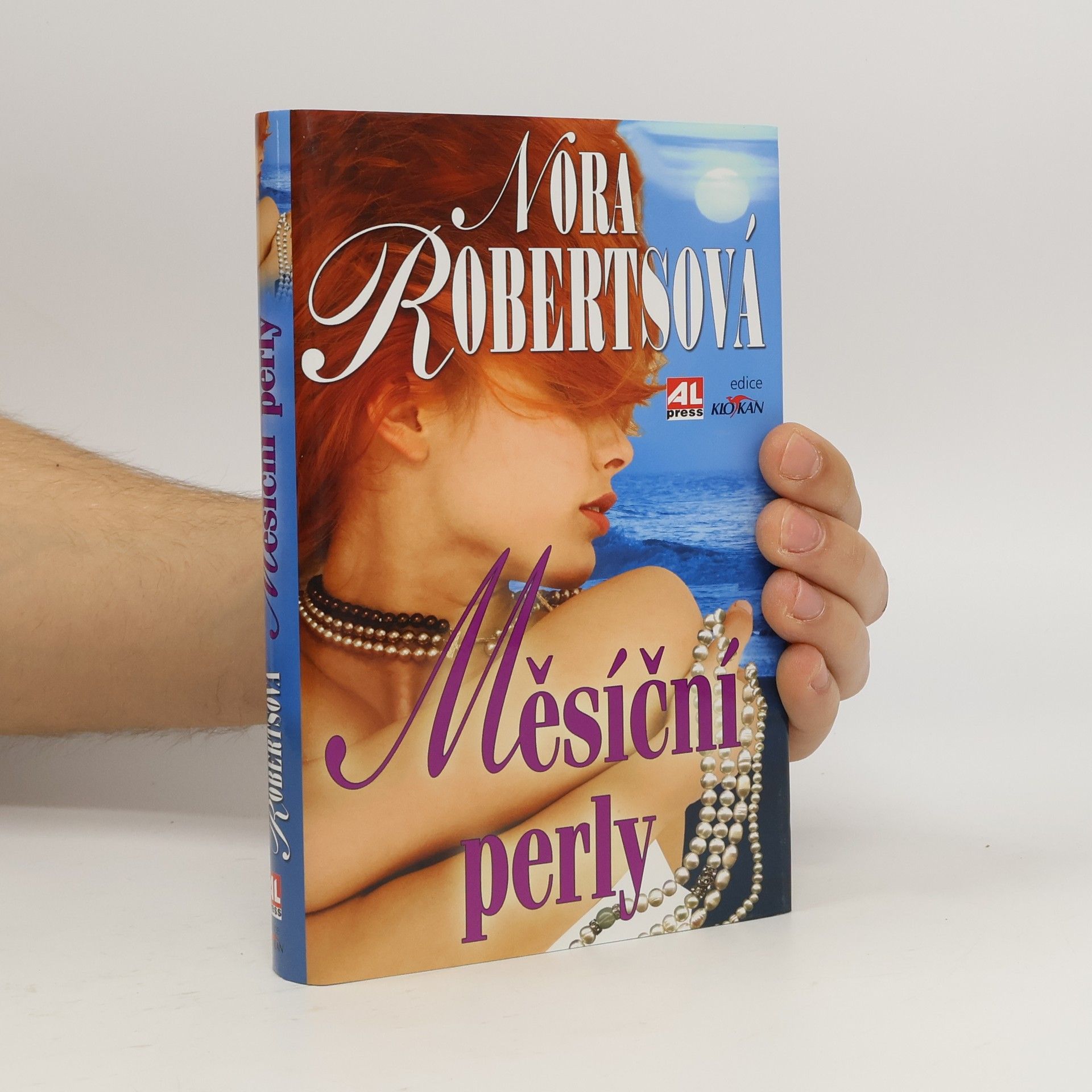 Nora Roberts Měsíční perly