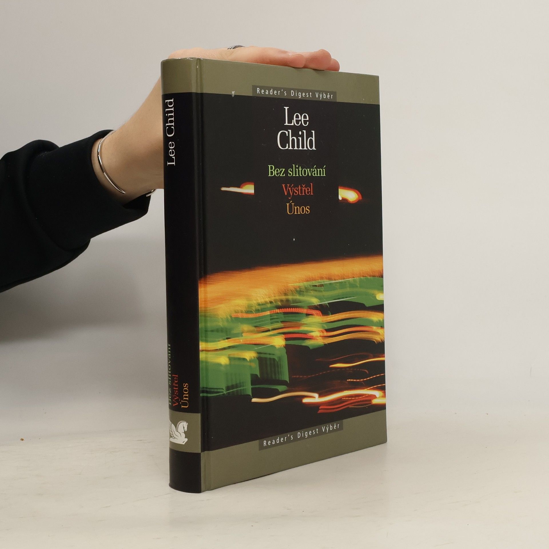 Lee Child Bez slitování. Výstřel. Únos