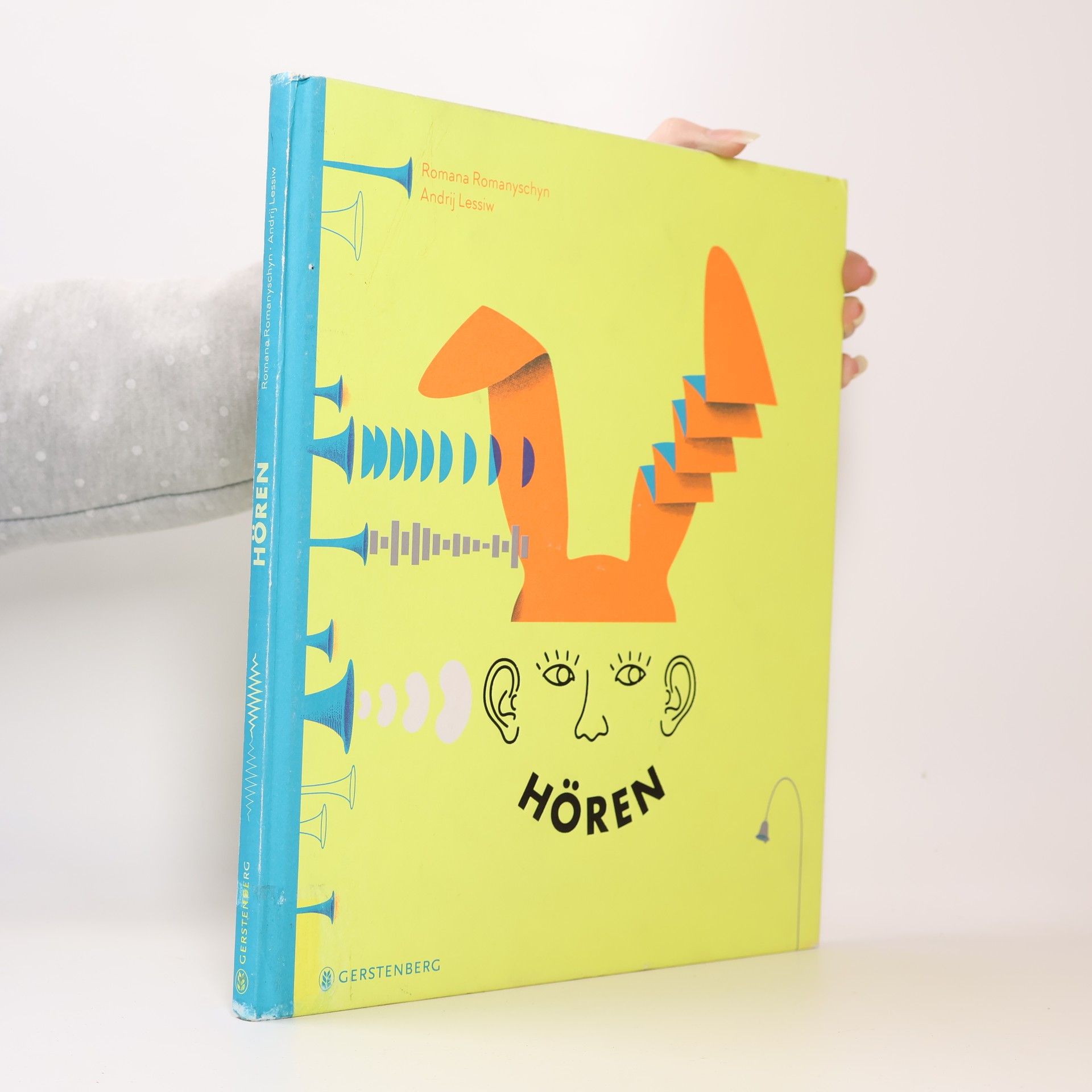 Romana Romanyshyn Hören