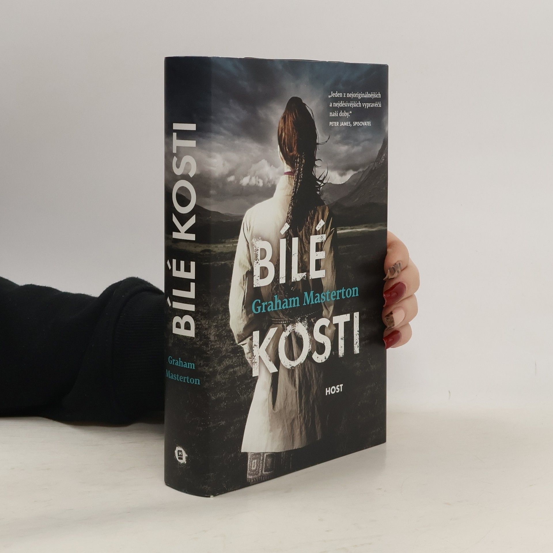 Graham Masterton Bílé kosti