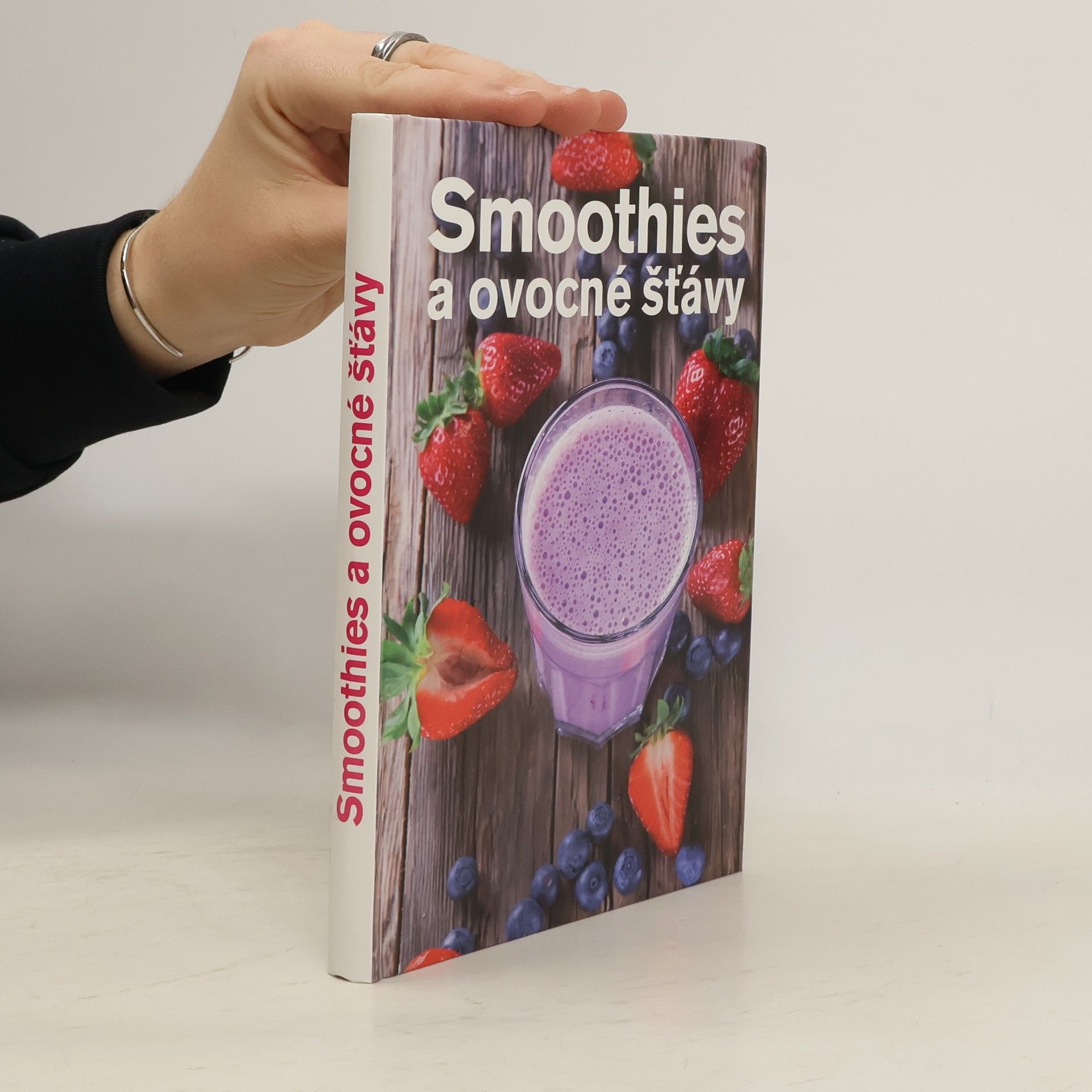 Anna Brenn Horová Smoothies a ovocné šťávy