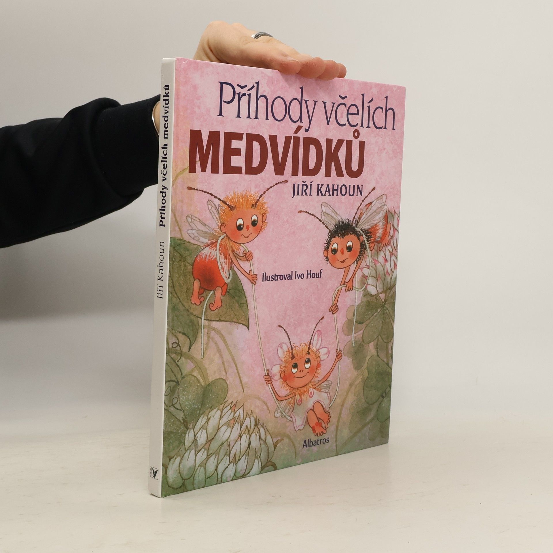 Jiří Kahoun Příhody včelích medvídků