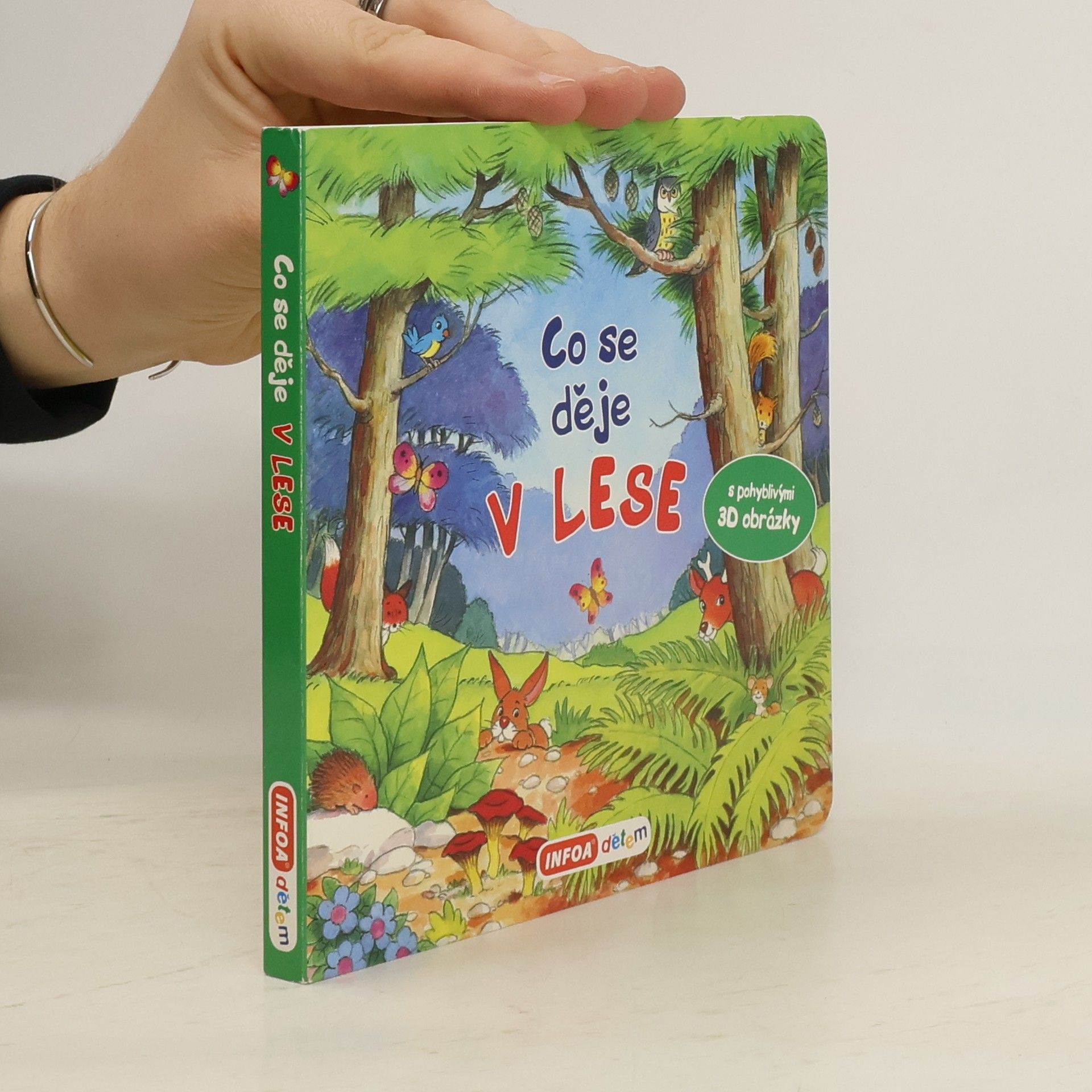 Collectif d'auteurs Co se děje v lese