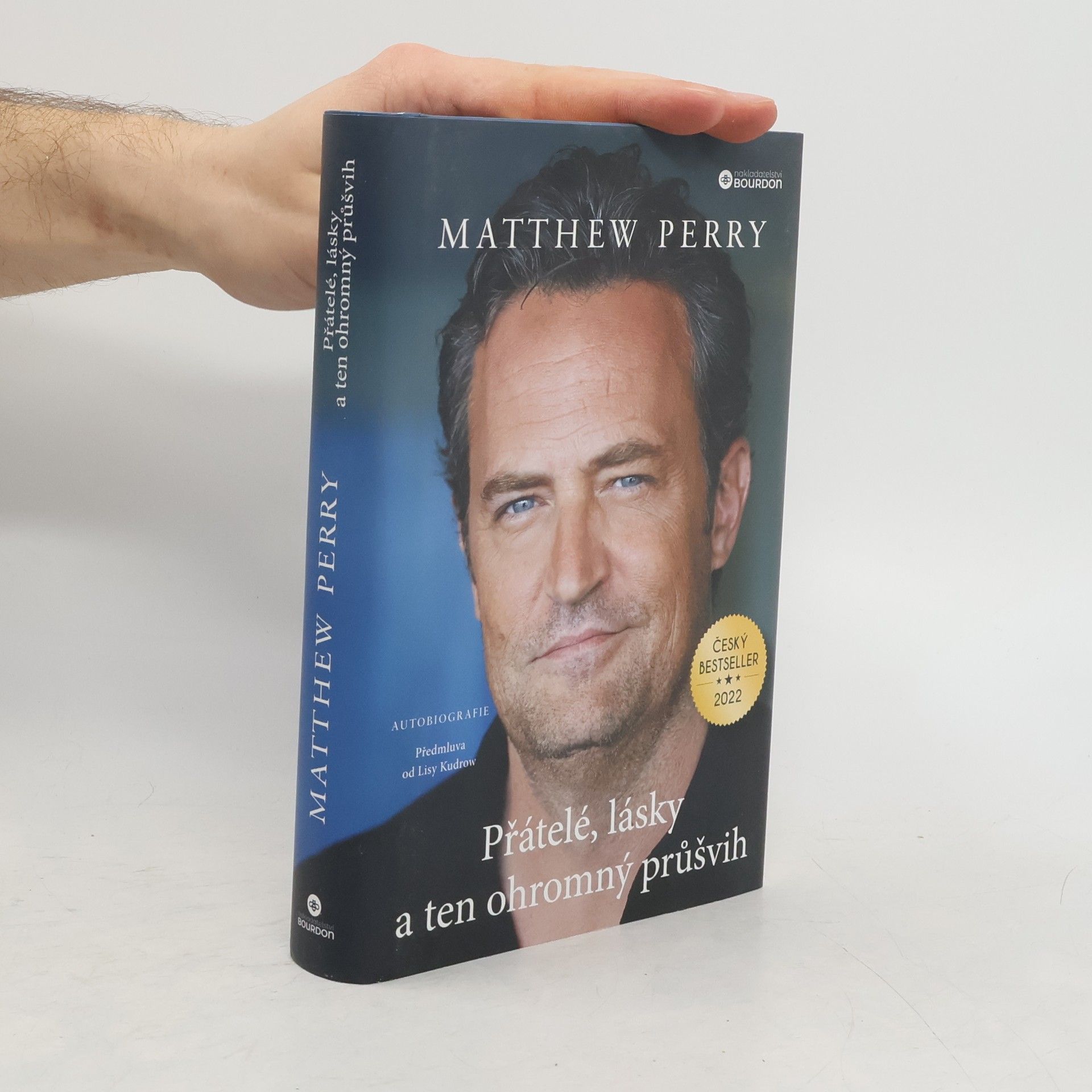 Matthew Perry Přátelé, lásky a ten ohromný průšvih