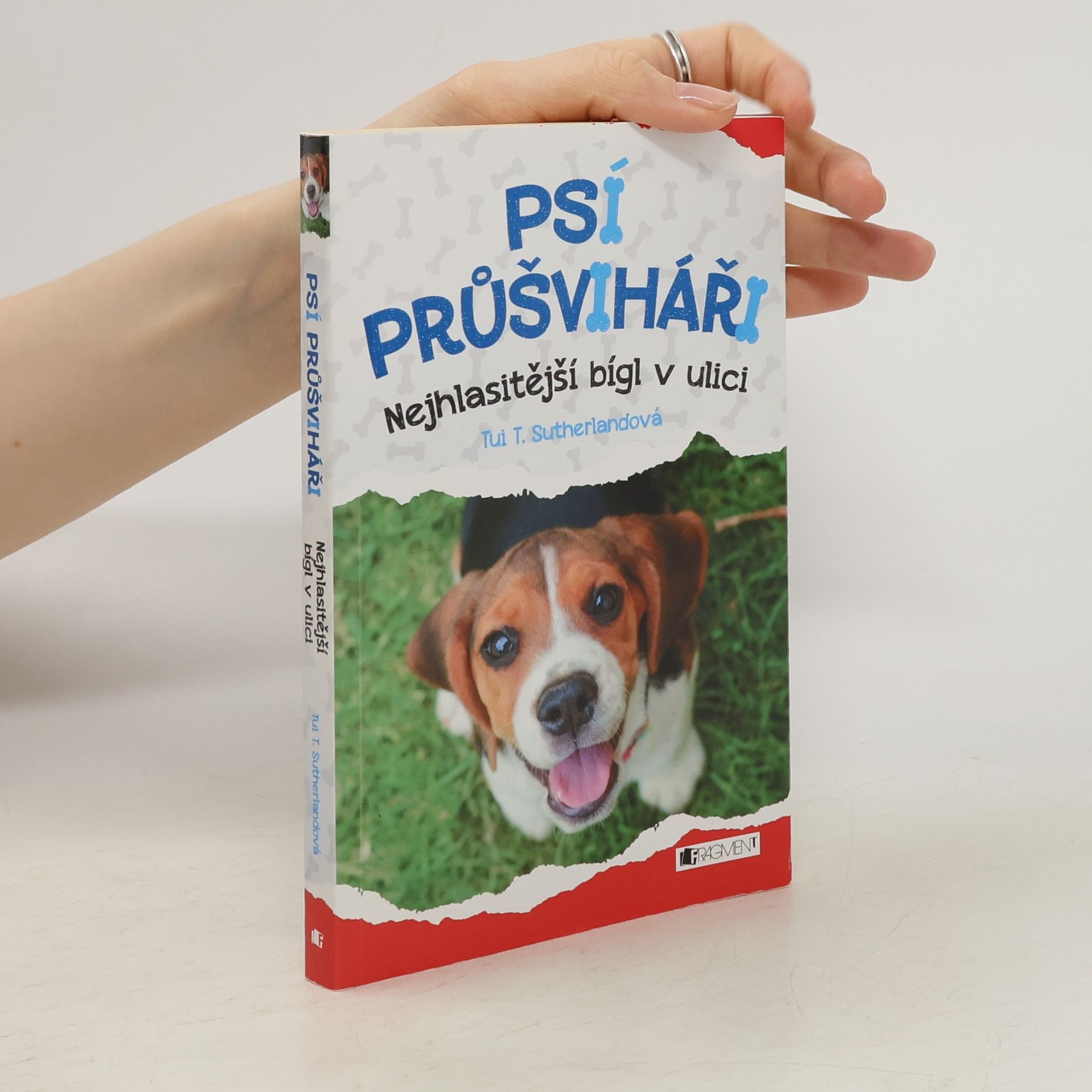 Tui Sutherland Psí průšviháři – Nejhlasitější bígl z ulice