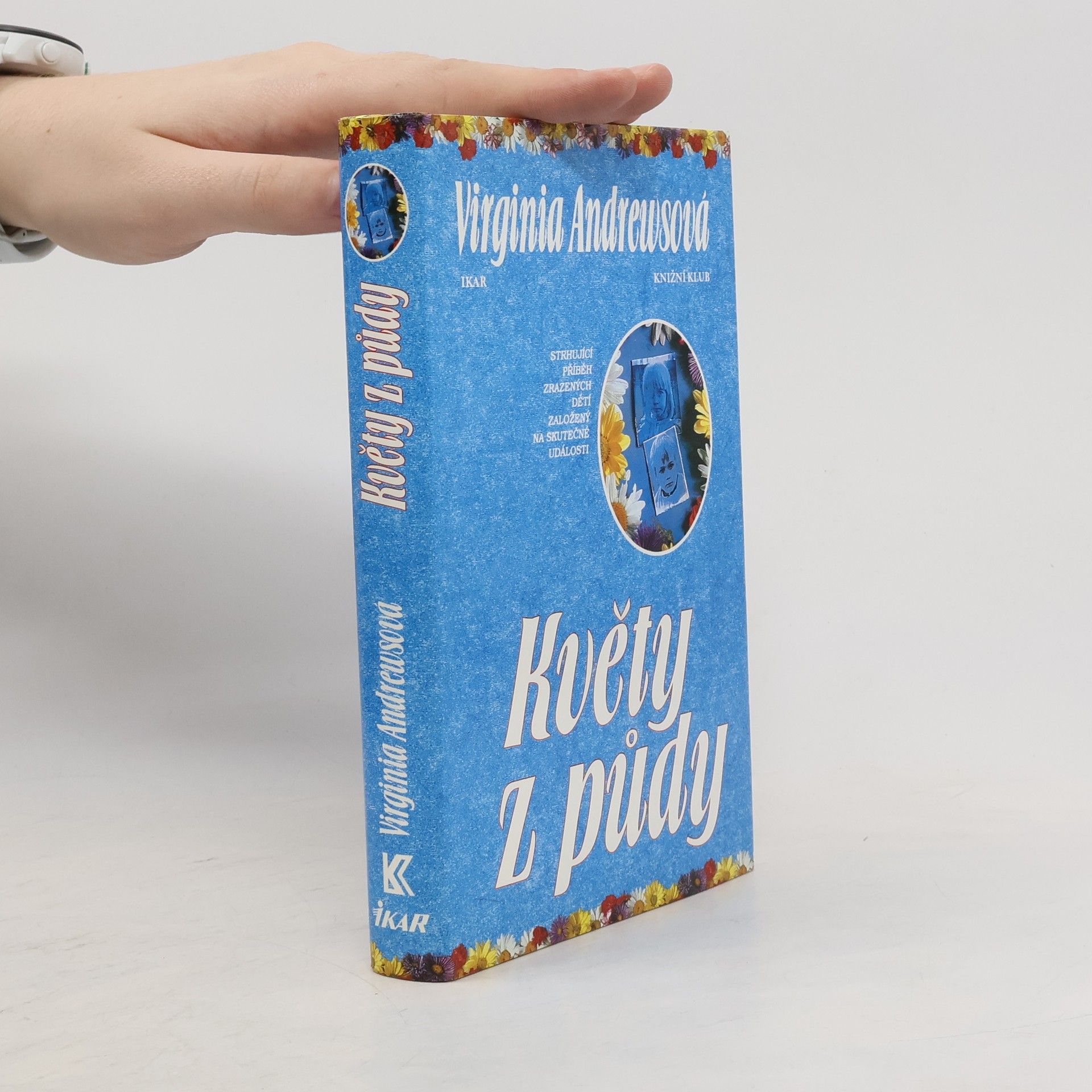 V. C. Andrews Květy z půdy