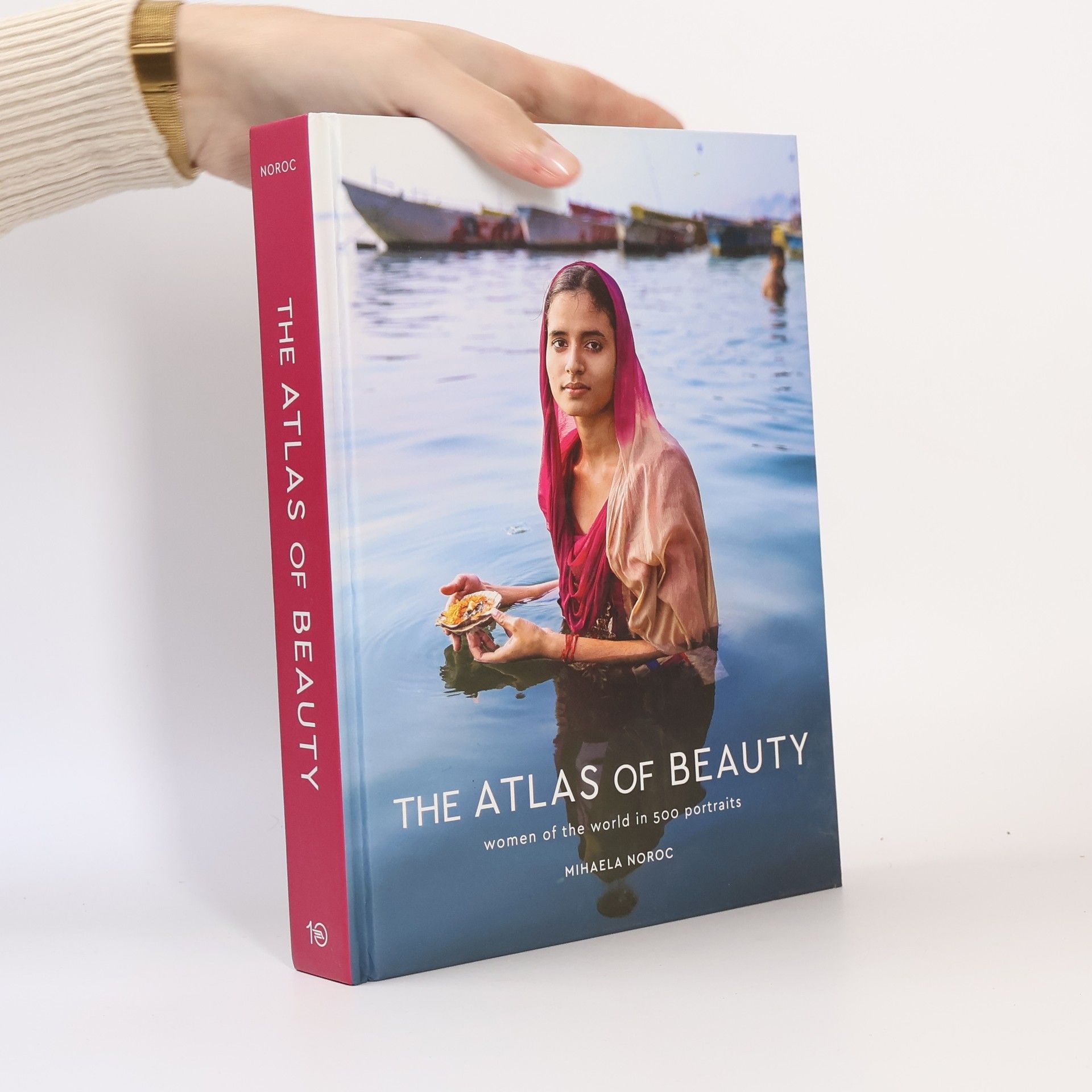 Mihaela Noroc The Atlas of Beauty