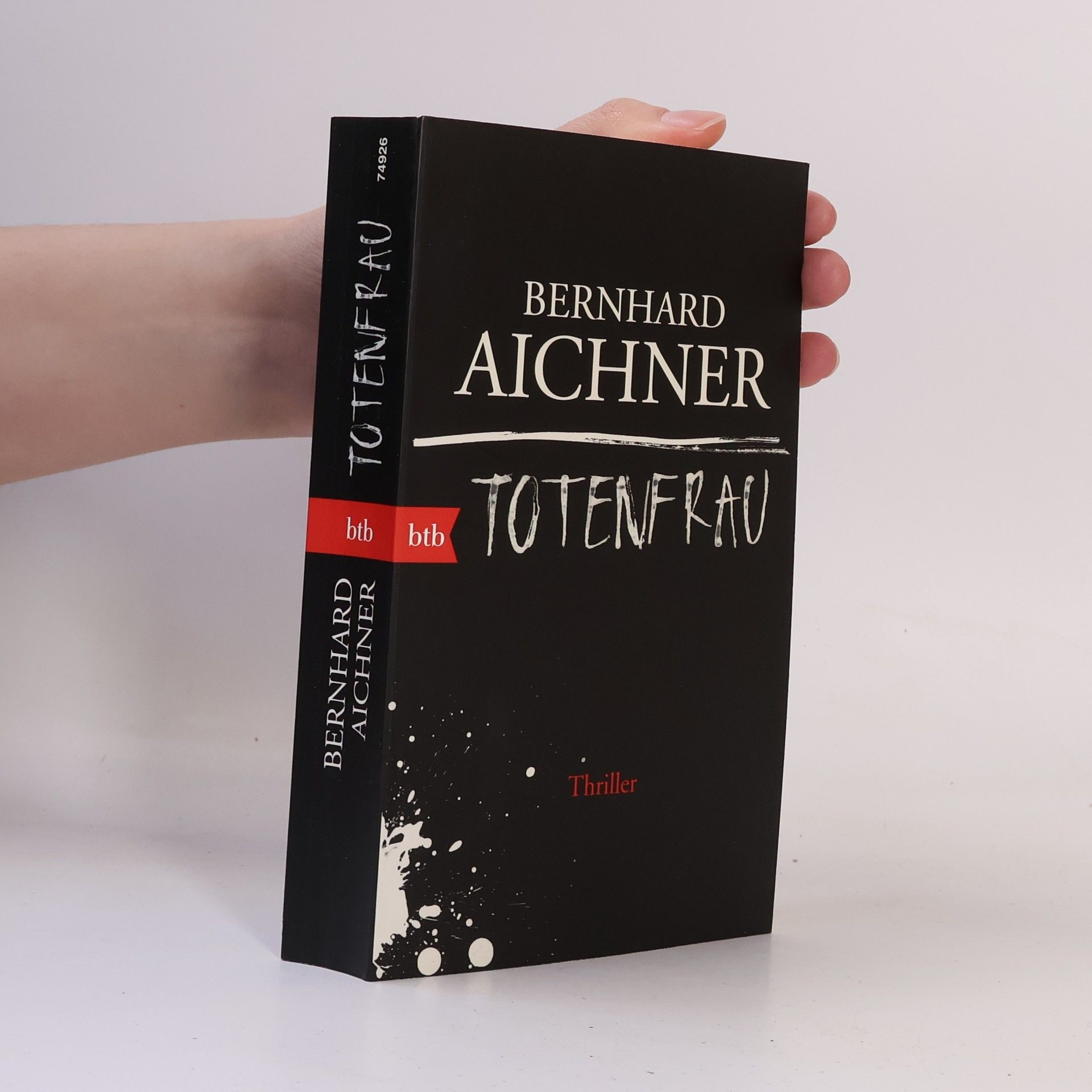 Bernhard Aichner Totenfrau