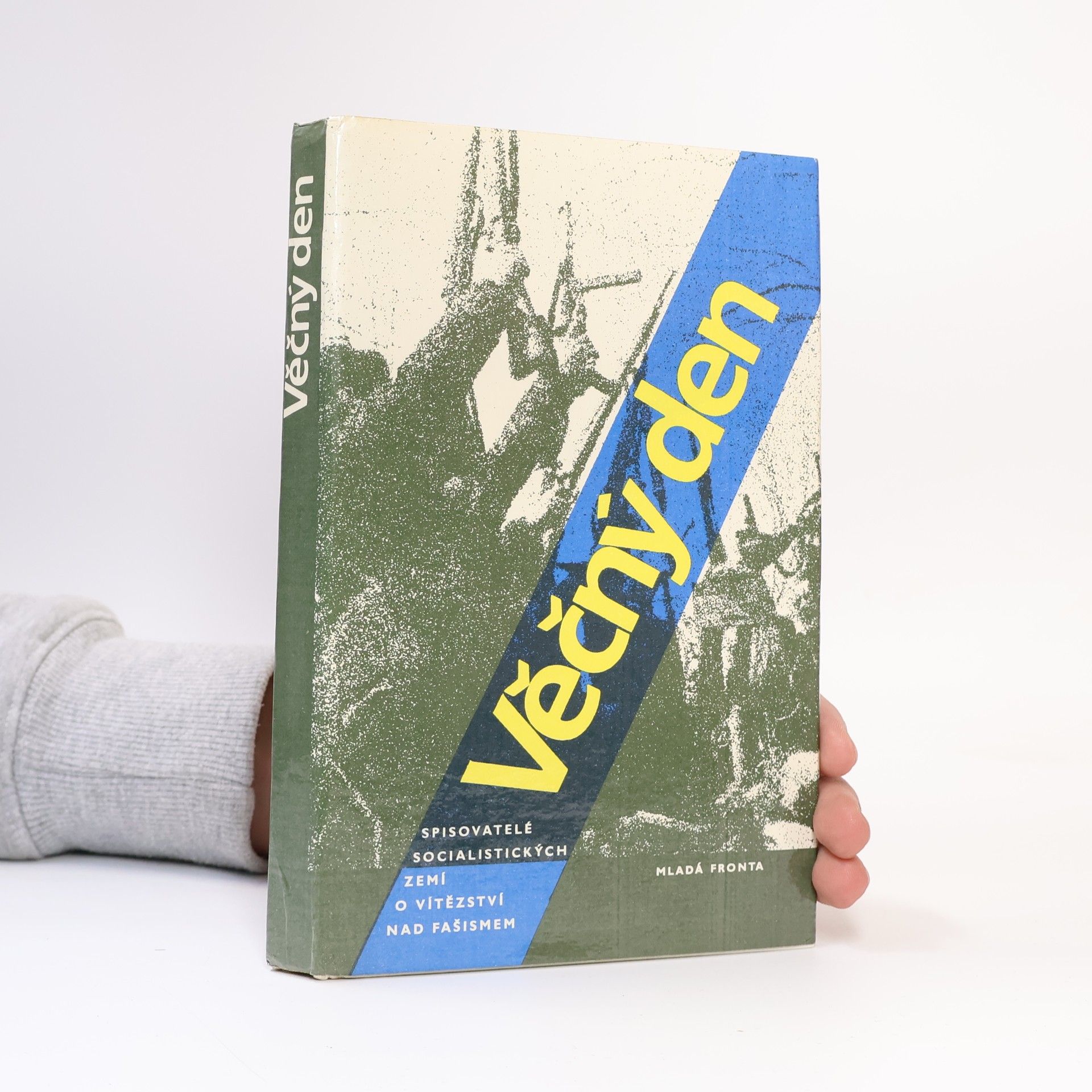 Various authors Věčný den