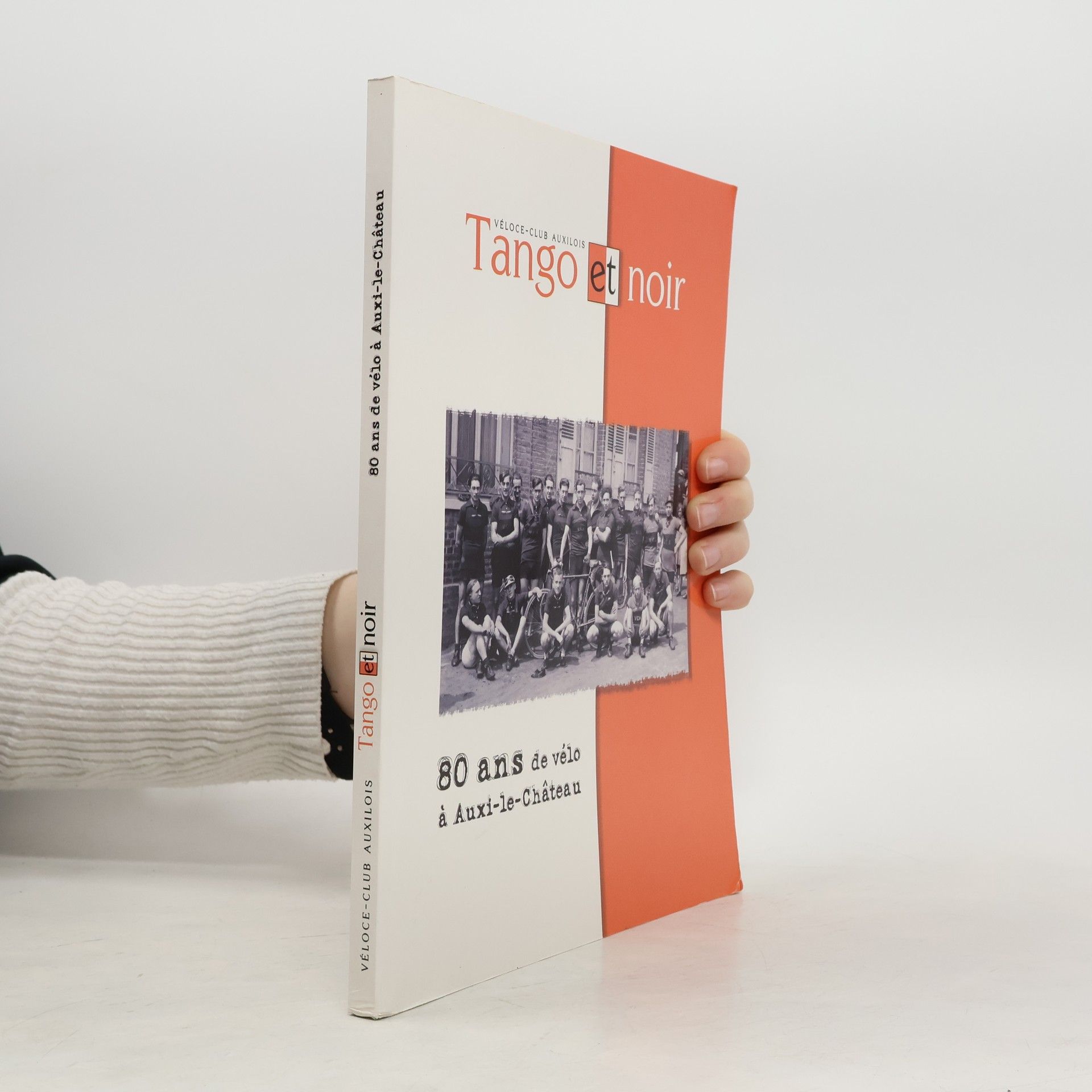 Christian Defrance Véloce-Club Auxilois: Tango et noir
