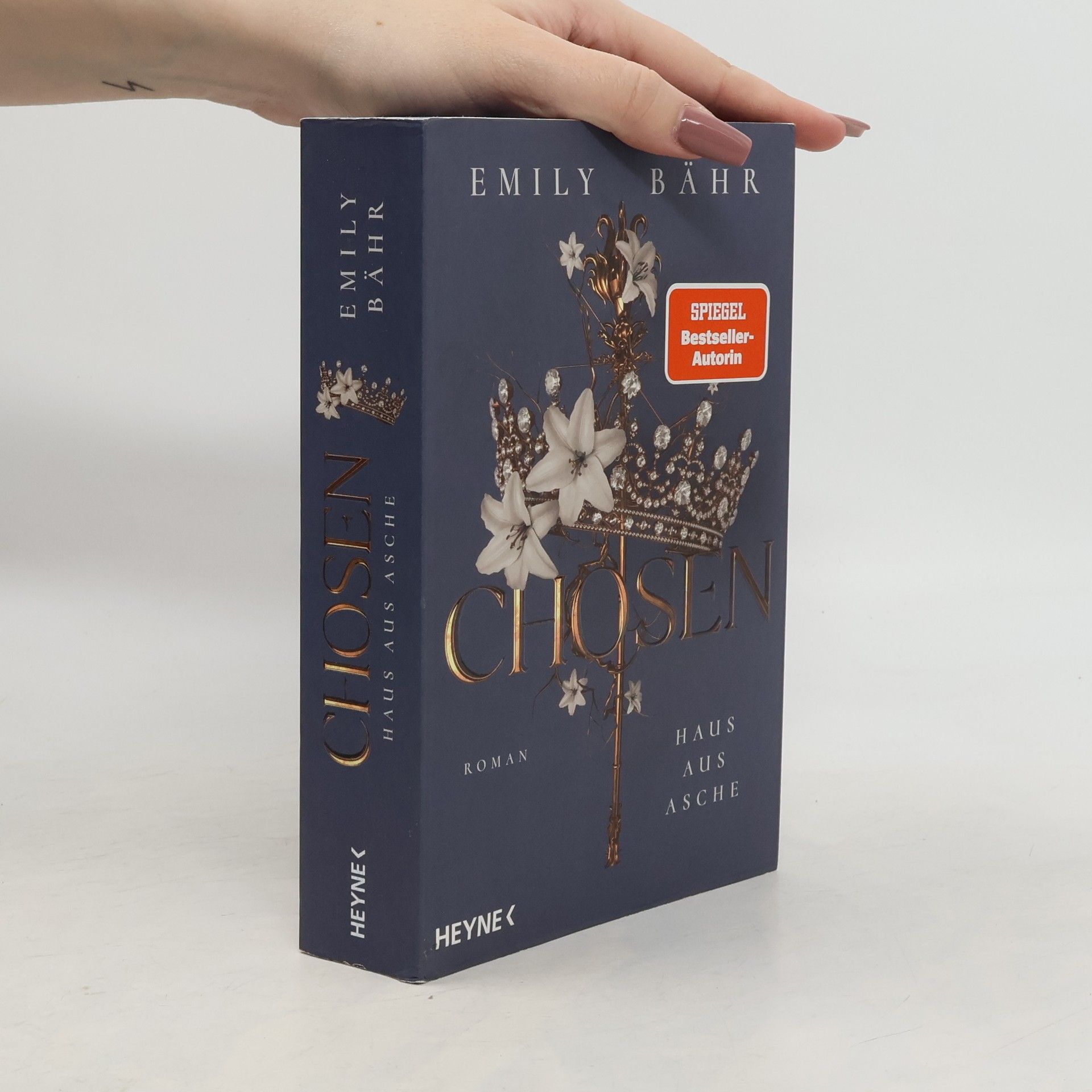 Emily Bähr Chosen - Haus aus Asche