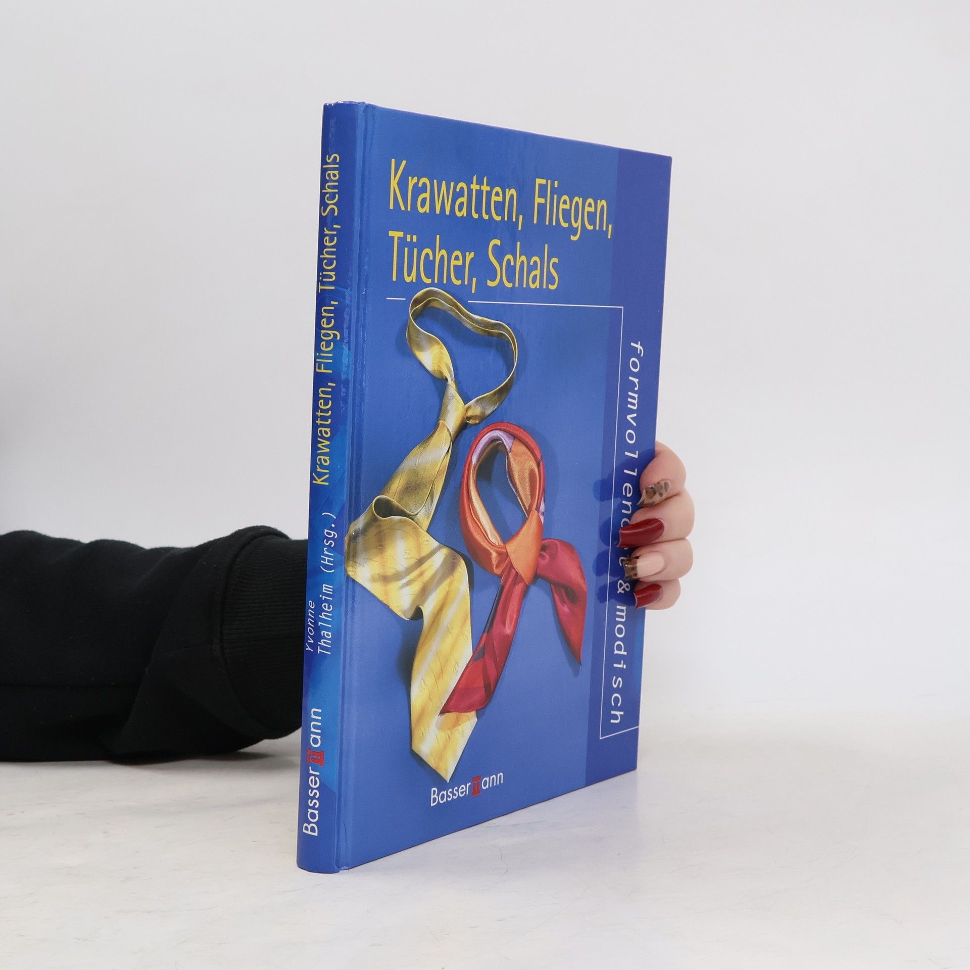 Yvonne Joosten Krawatten, Fliegen, Tücher, Schals