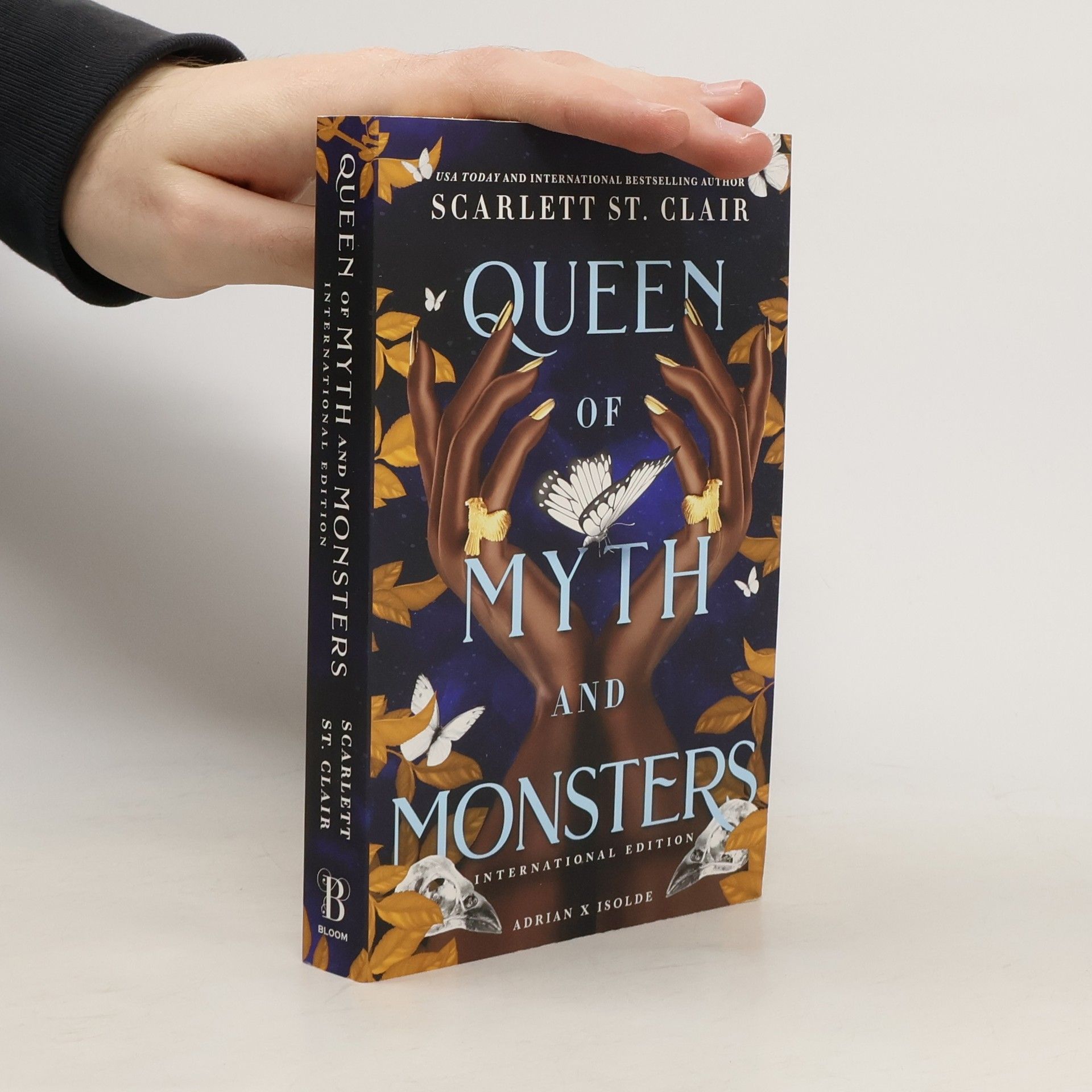 Scarlett St. Clair Queen of Myth and Monsters