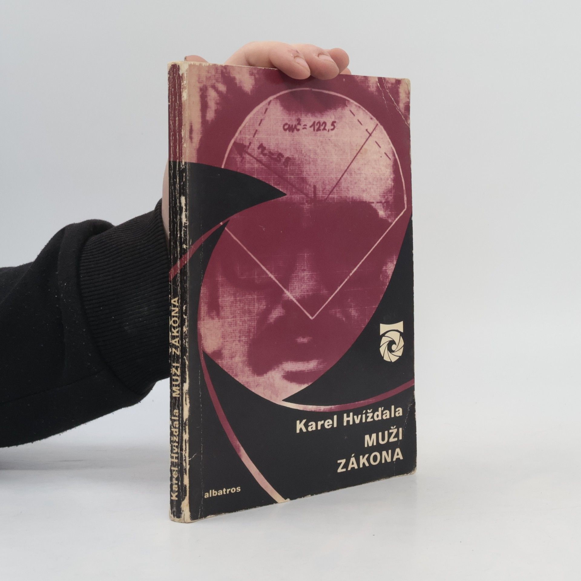 Karel Hvížďala Muži zákona