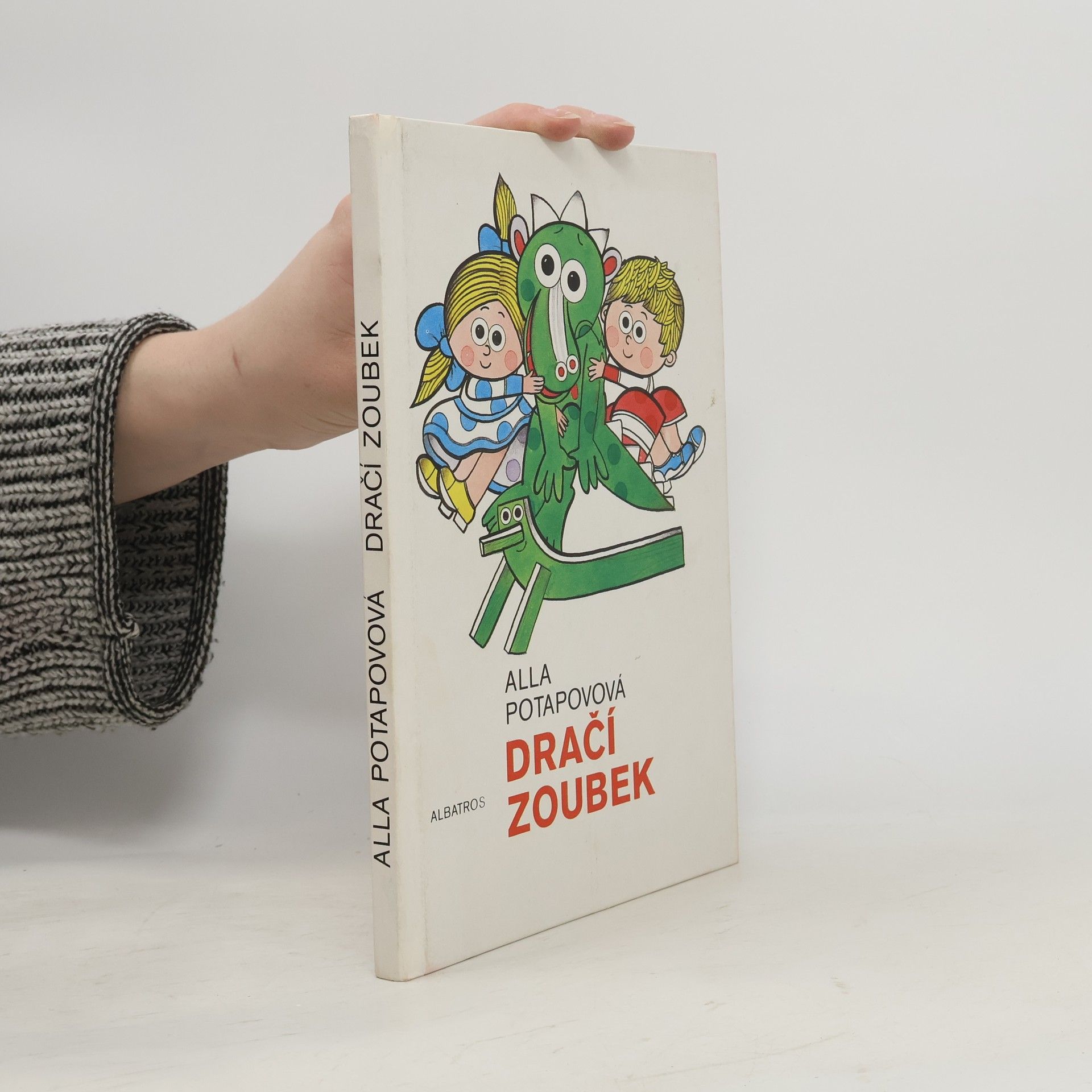 Alla Potapova Dračí zoubek