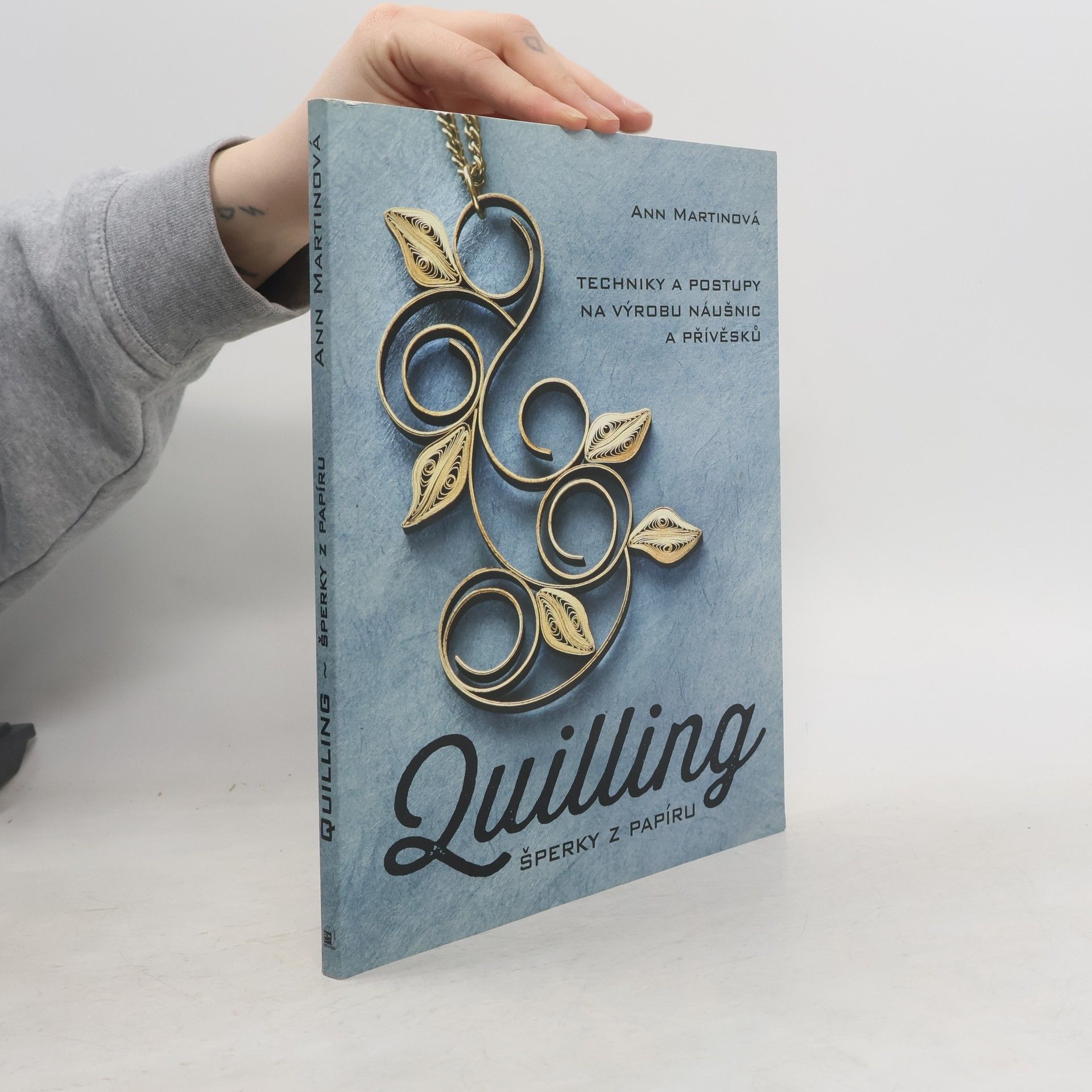 Ann Martin Quilling, šperky z papíru