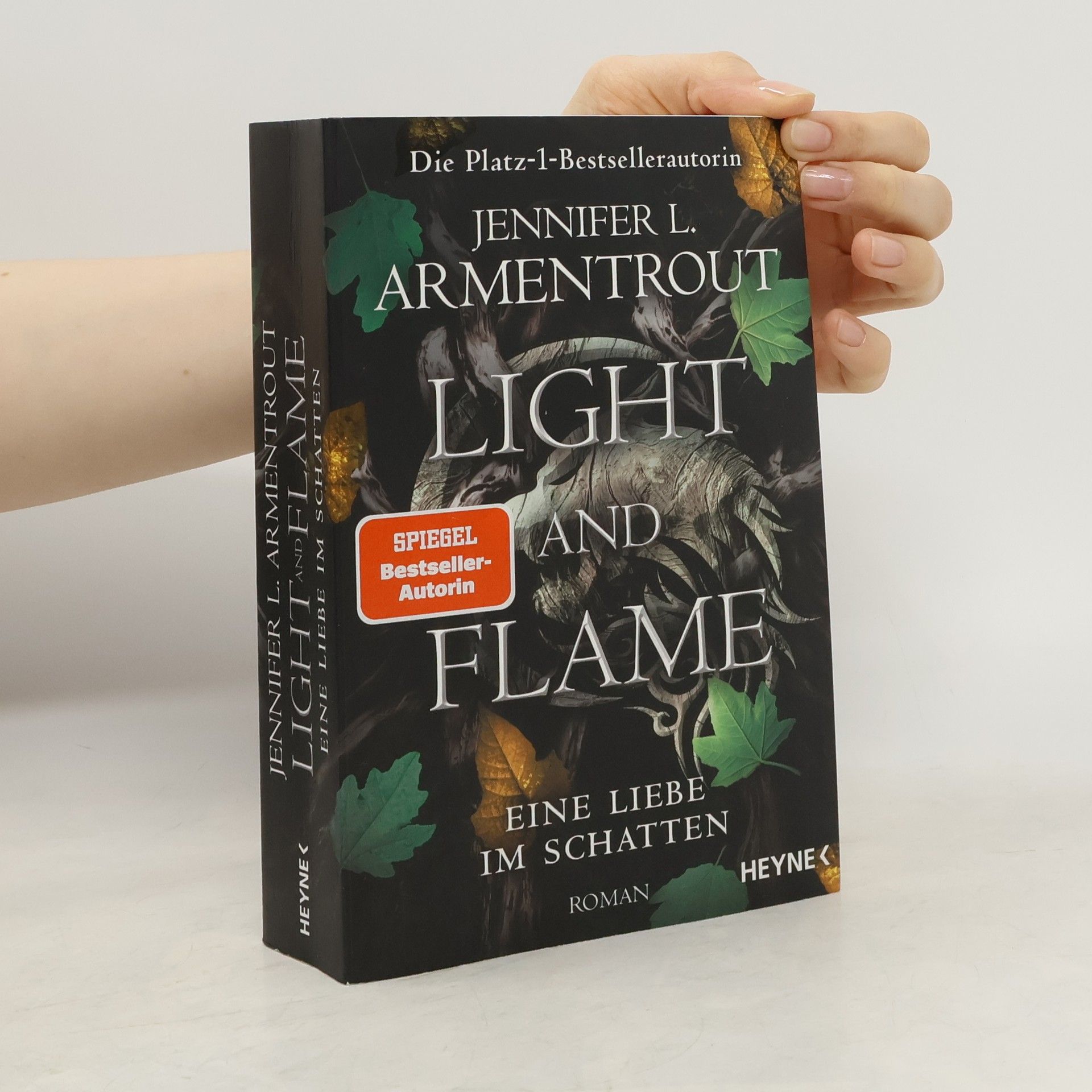 Jennifer Armentrout Light and Flame – Eine Liebe im Schatten