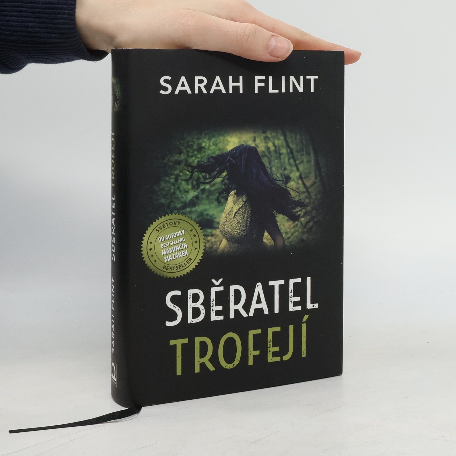 Sarah Flint Sběratel trofejí