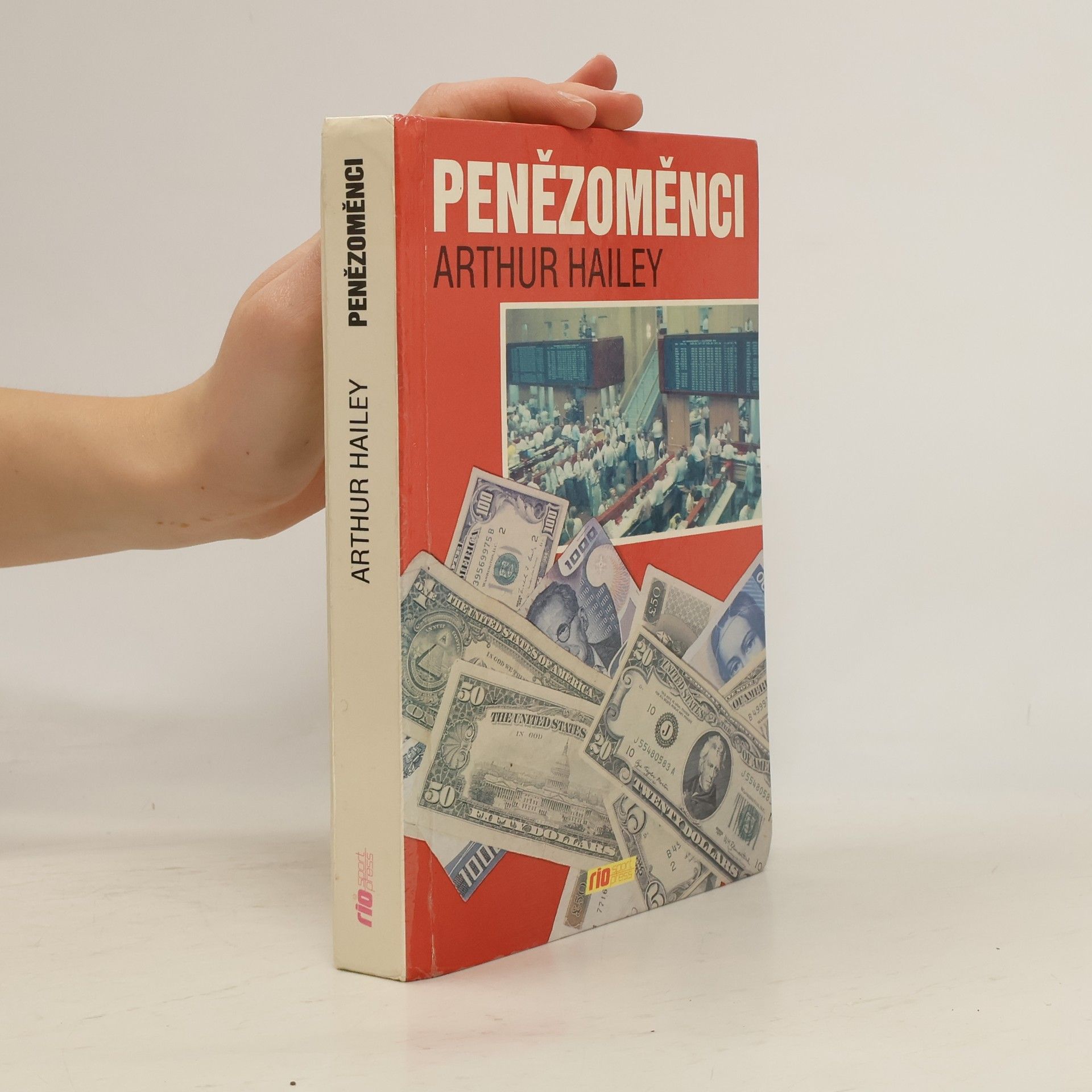 Arthur Hailey Penězoměnci