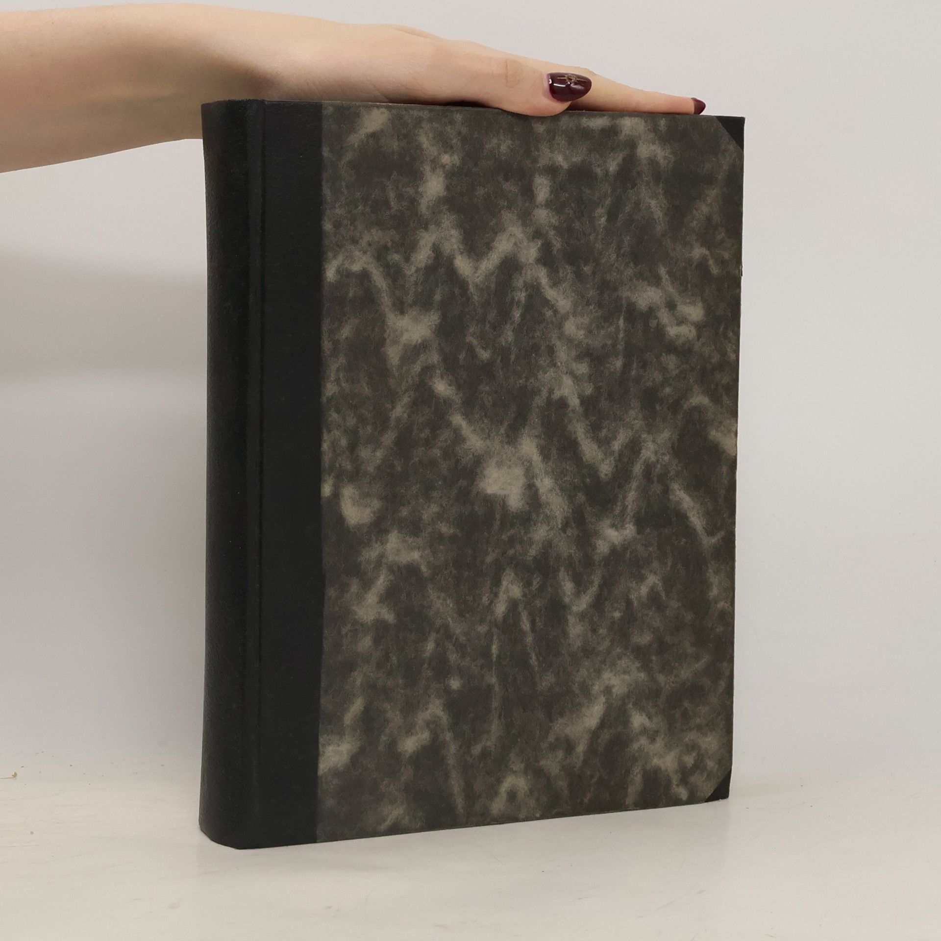 František Macek Sedmimístné obecné logaritmy všech čísel od 1 až do 100 000