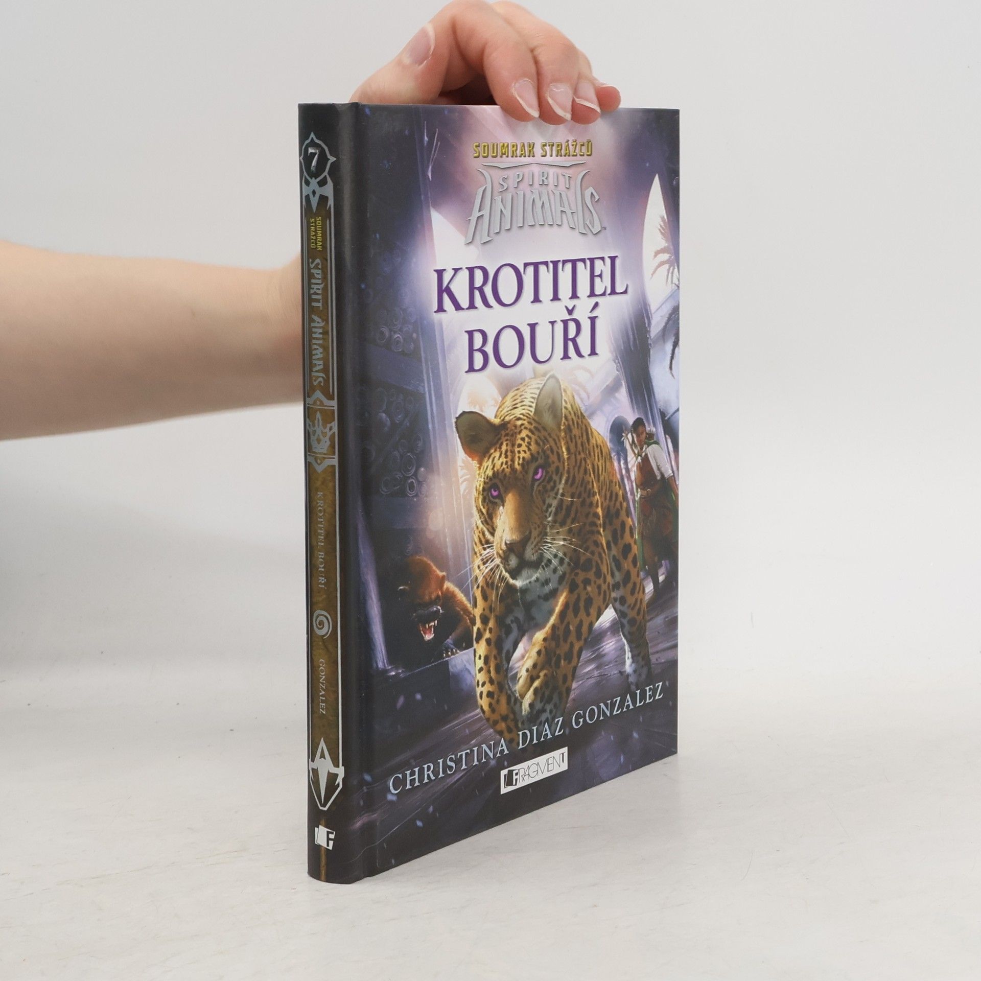 Christina Diaz Gonzalez Krotitel bouří