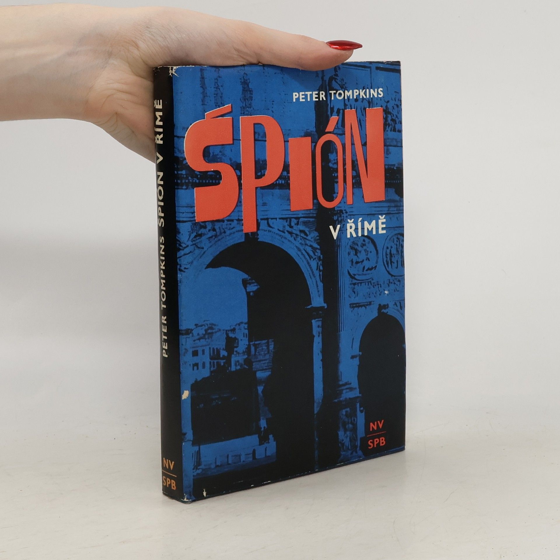Peter Tompkins Špión v Římě