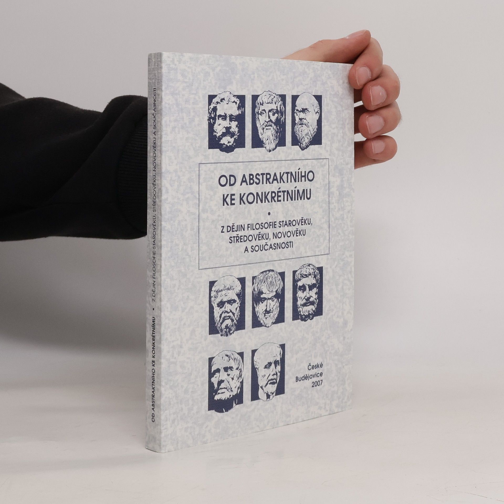 Od abstraktního ke konkrétnímu