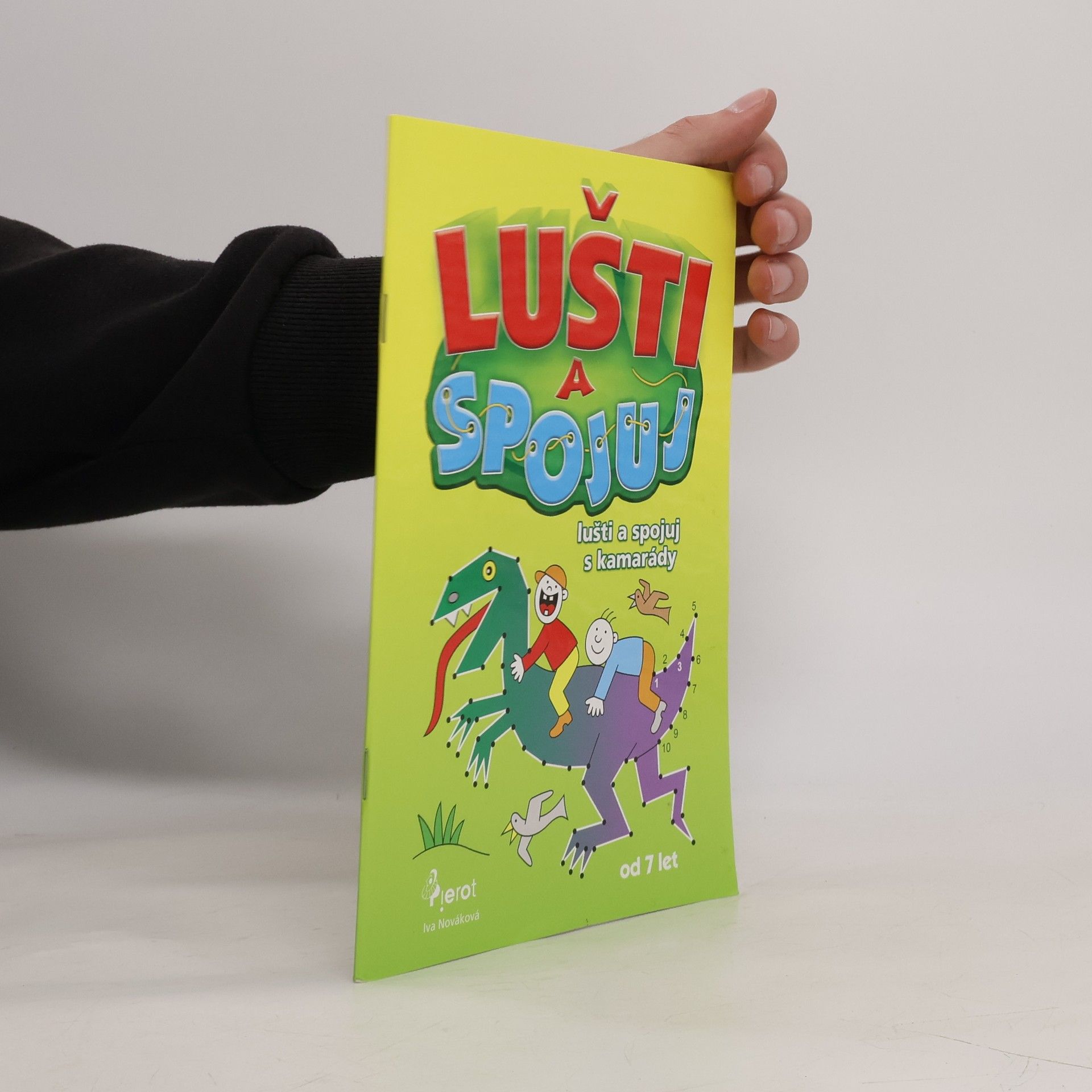 Iva Nováková Lušti a spojuj s kamarády