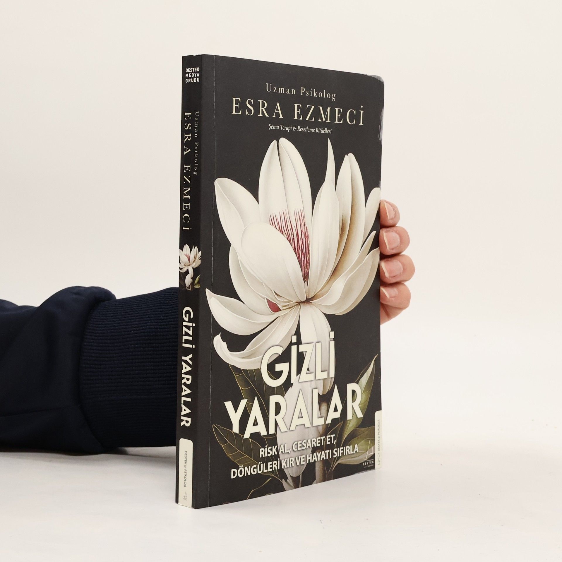 Esra Ezmeci Gizli Yaralar