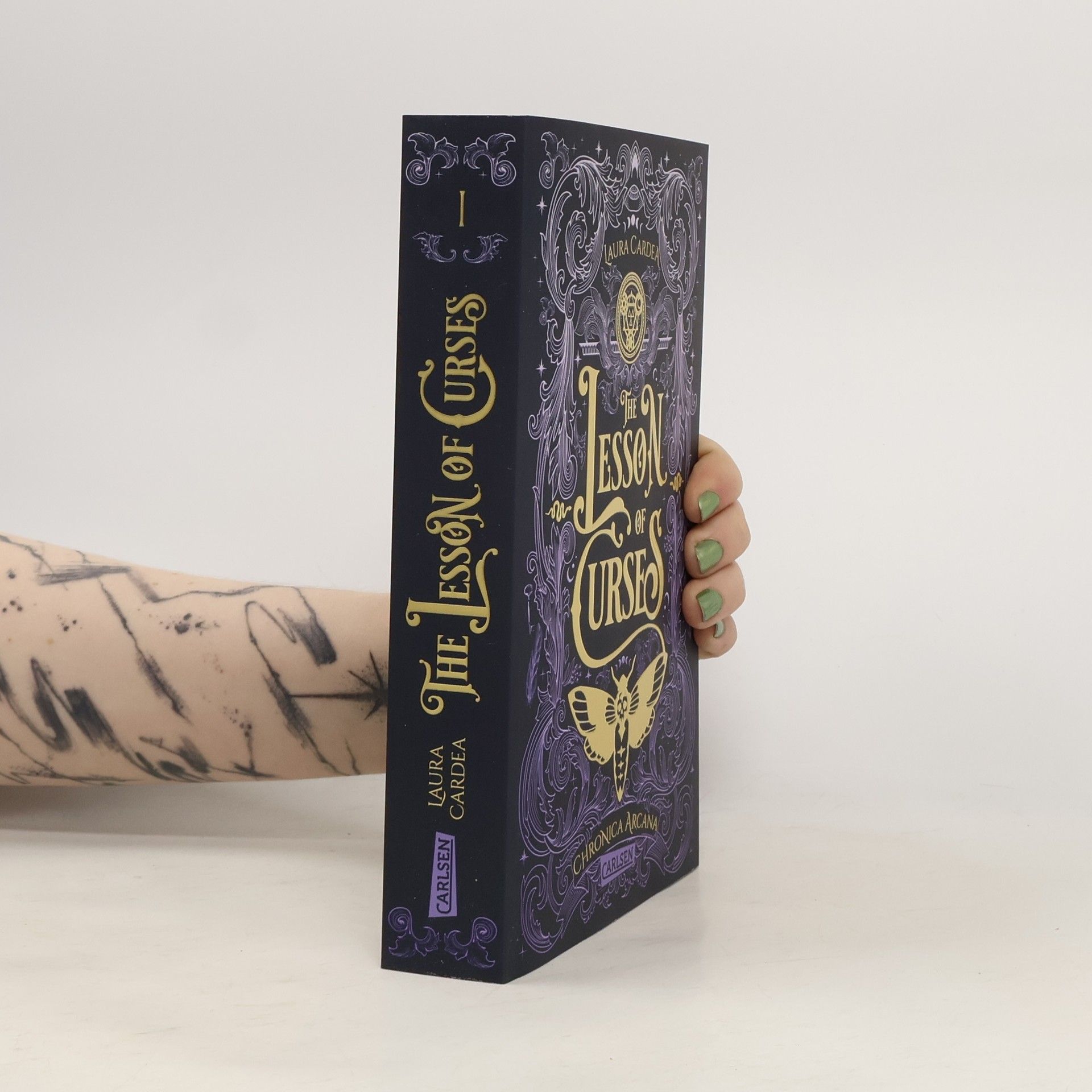 Laura Cardea The Lesson of Curses (Chronica Arcana 1)