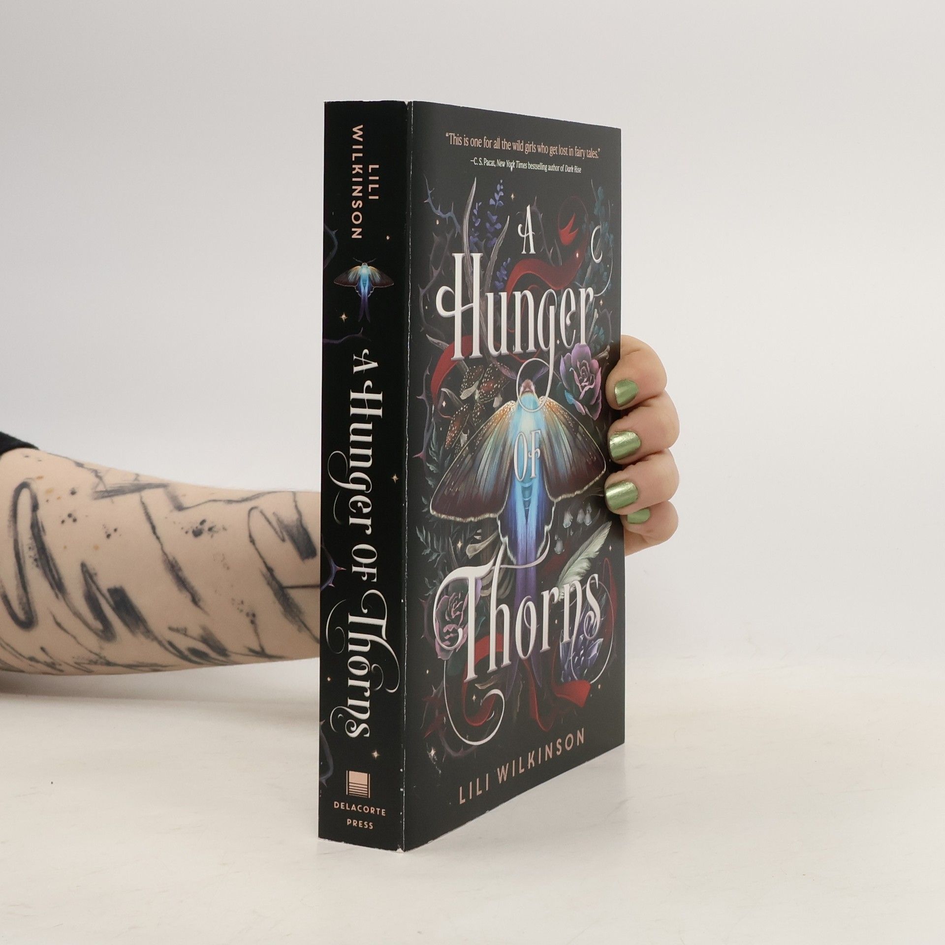 Lili Wilkinson A Hunger of Thorns