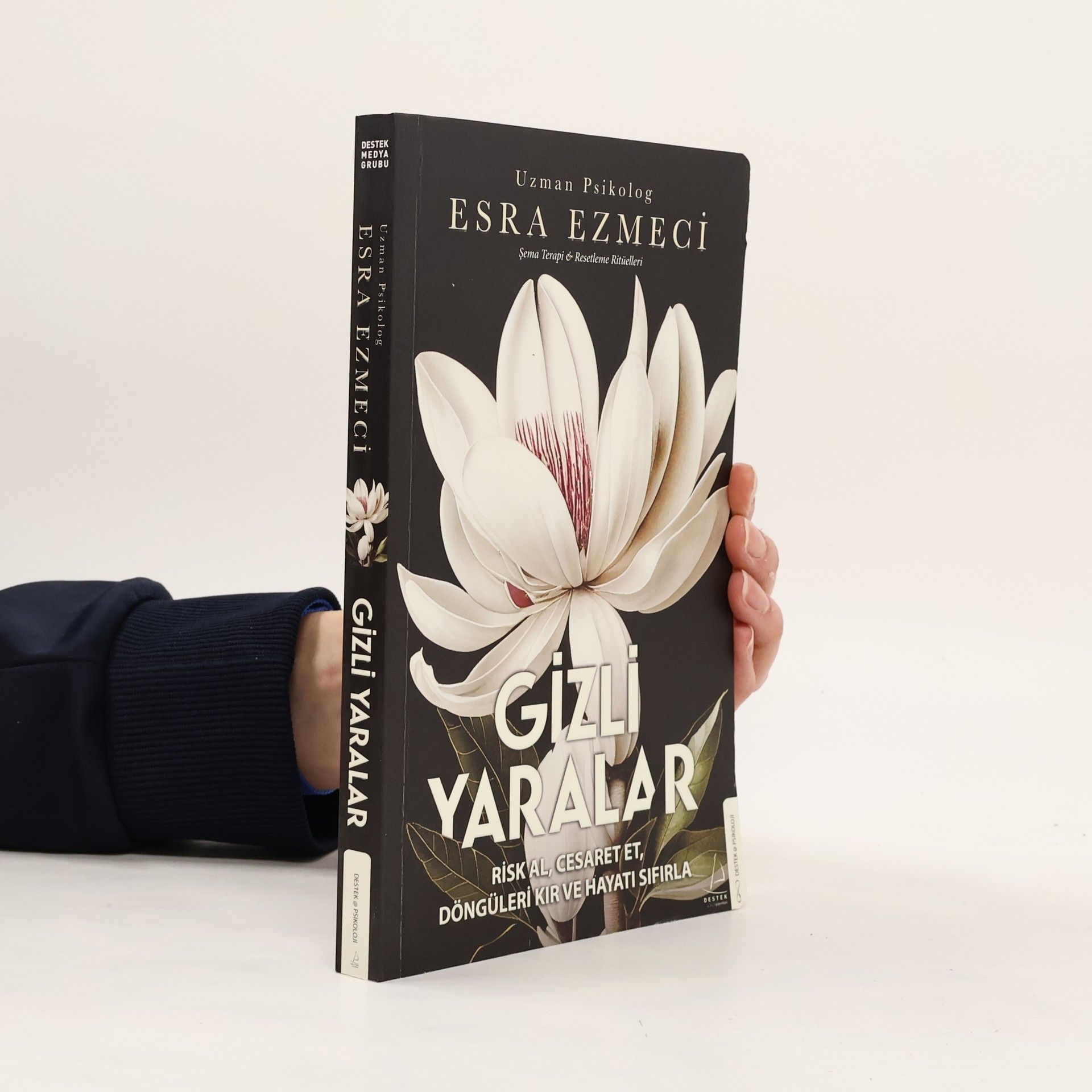 Esra Ezmeci Gizli Yaralar