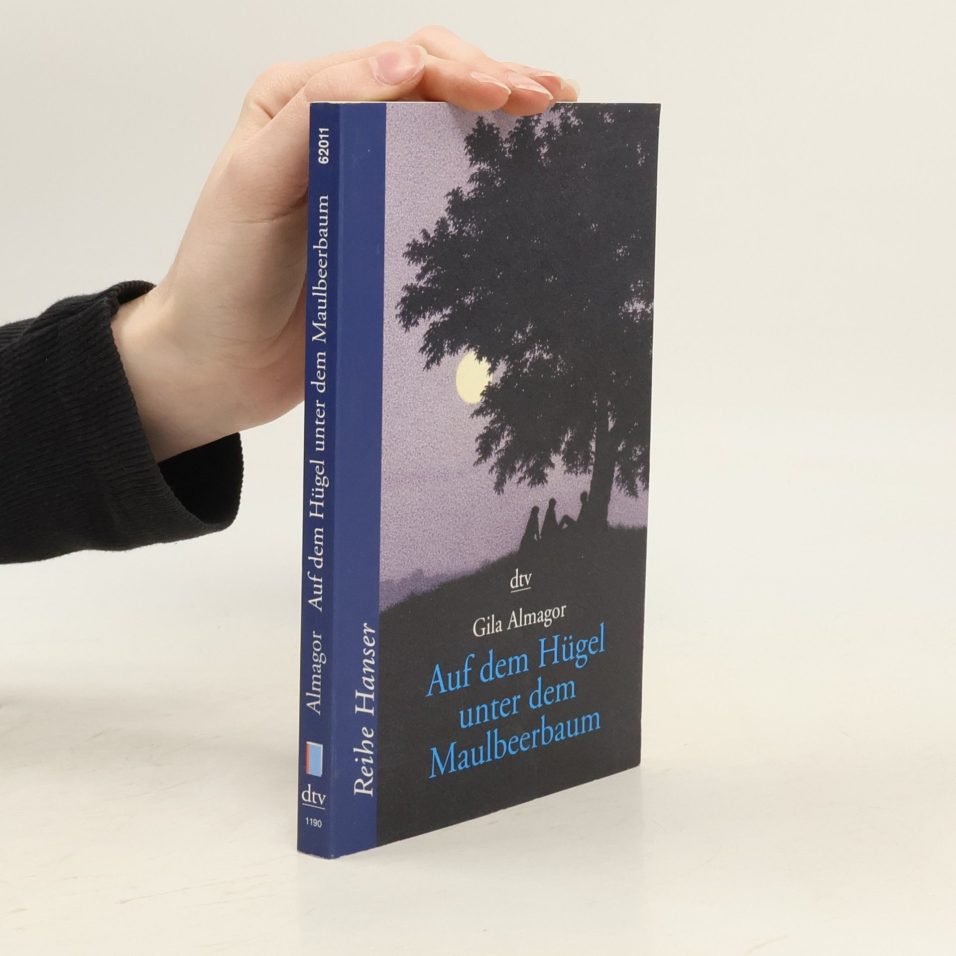 Gilah Almagor Auf dem Hügel unter dem Maulbeerbaum