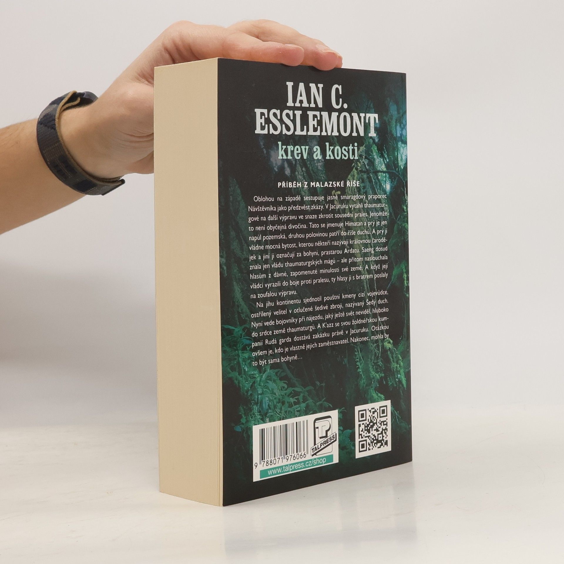 Ian Cameron Esslemont Krev a kosti