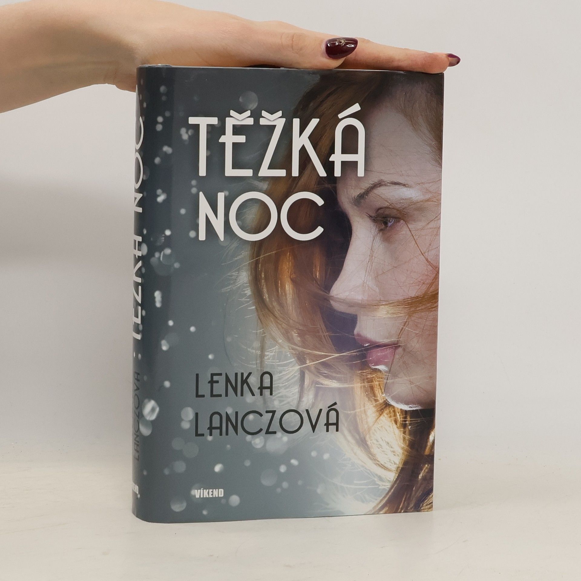 Lenka Lanczová Těžká noc