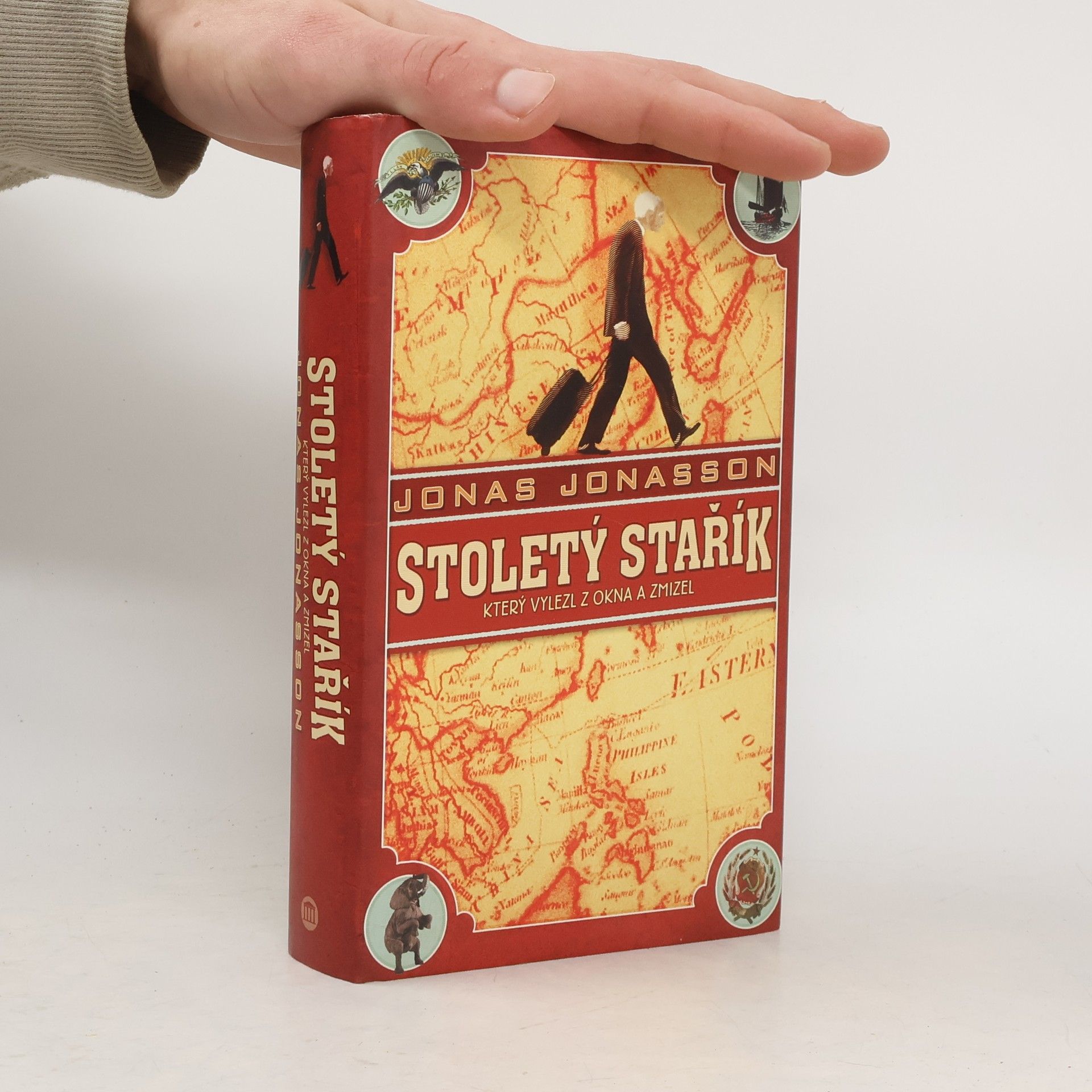 Jonas Jonasson Stoletý stařík, který vylezl z okna a zmizel