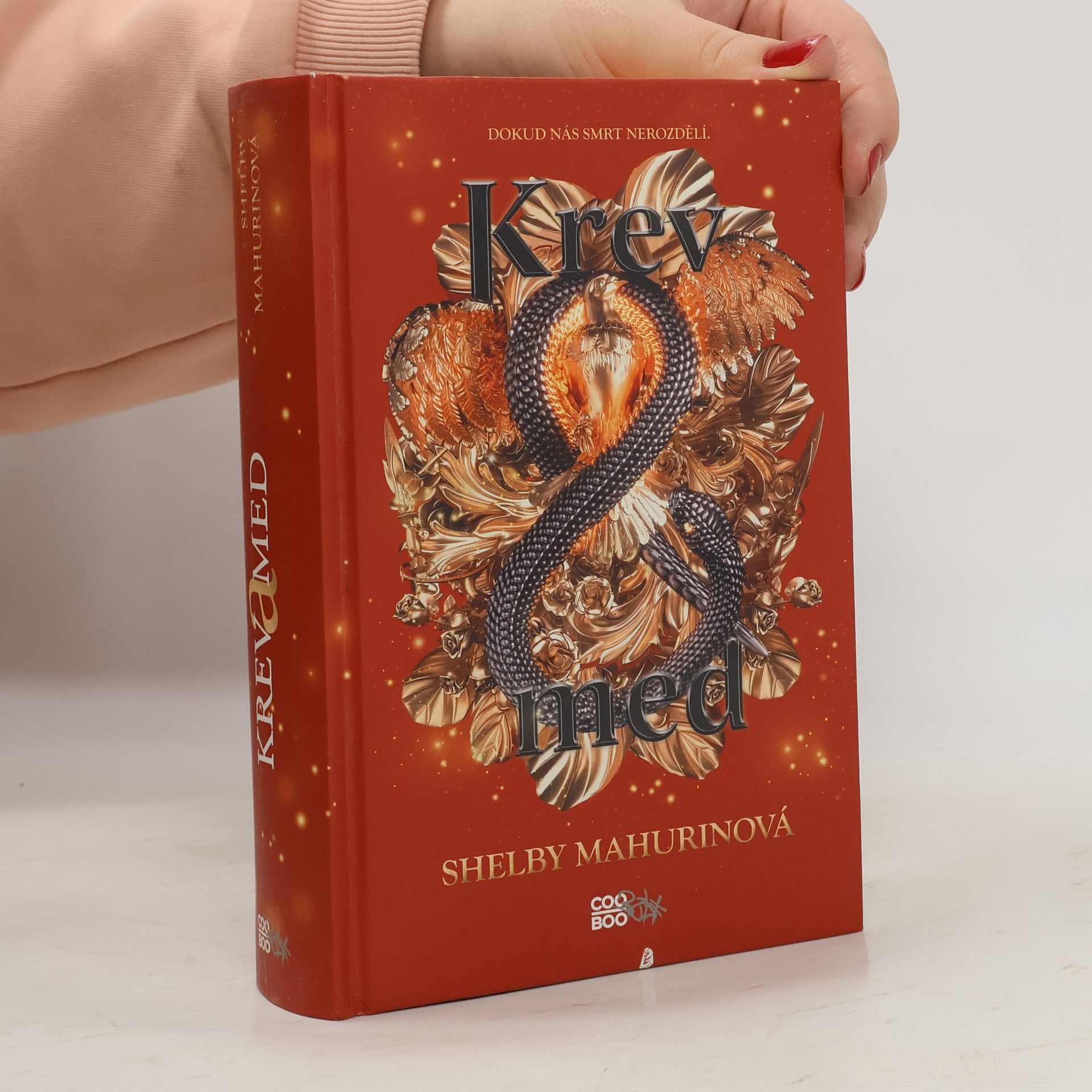 Shelby Mahurinová Krev a med