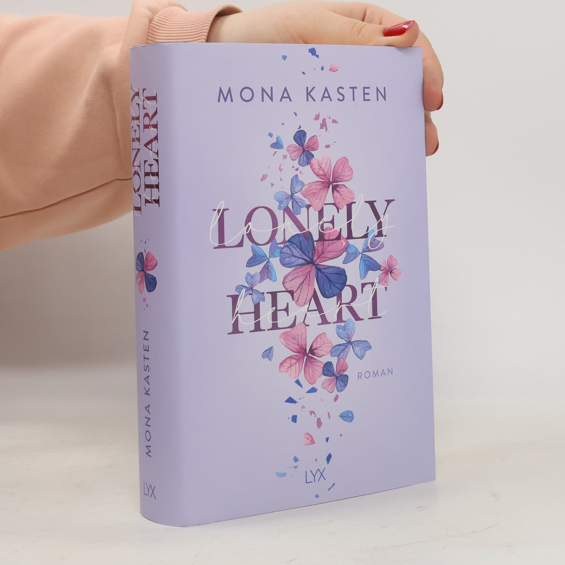 Mona Kasten Lonely heart